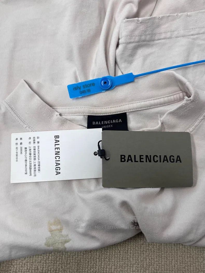 Balenciaga Balenciaga Statue of Liberty Alphabet Printed Short Sleeve Size US S / EU 44-46 / 1 - 5 Thumbnail