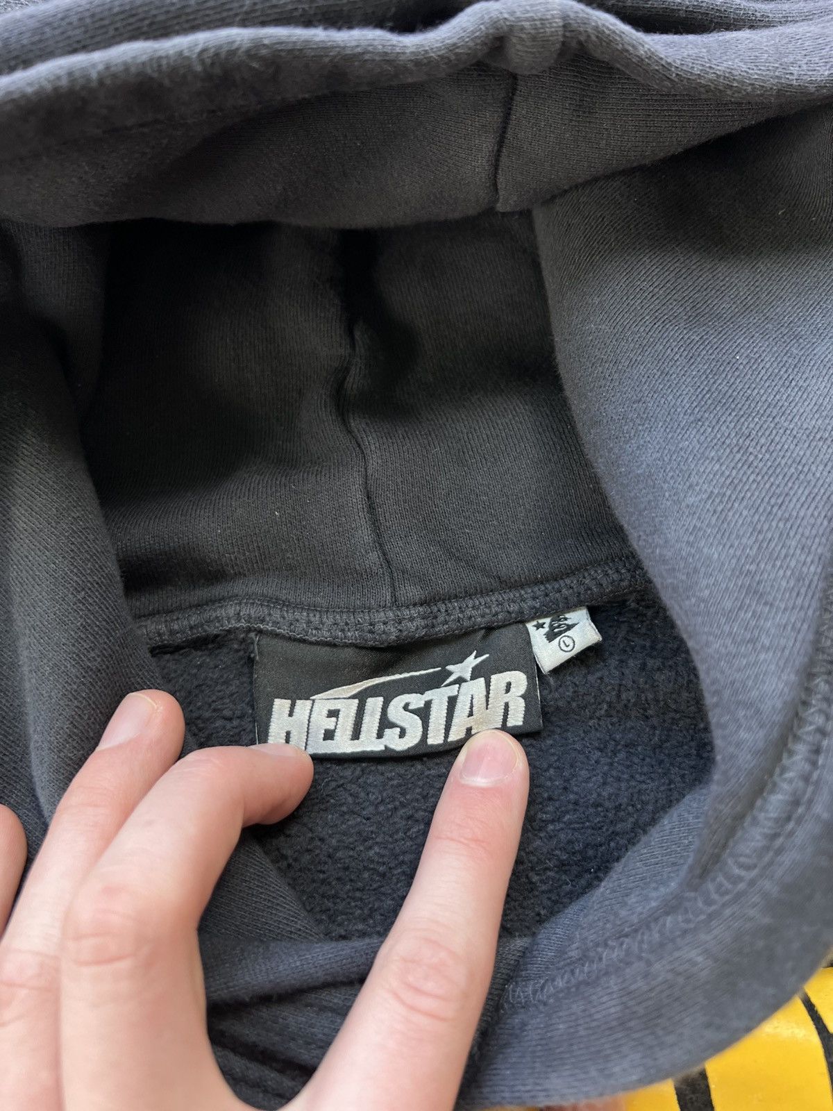 HELLSTAR FW23 HELLSTAR NO GUTS NO GLORY BLACK FADED BOXIE HOODIE AOP Size US L / EU 52-54 / 3 - 13 Thumbnail