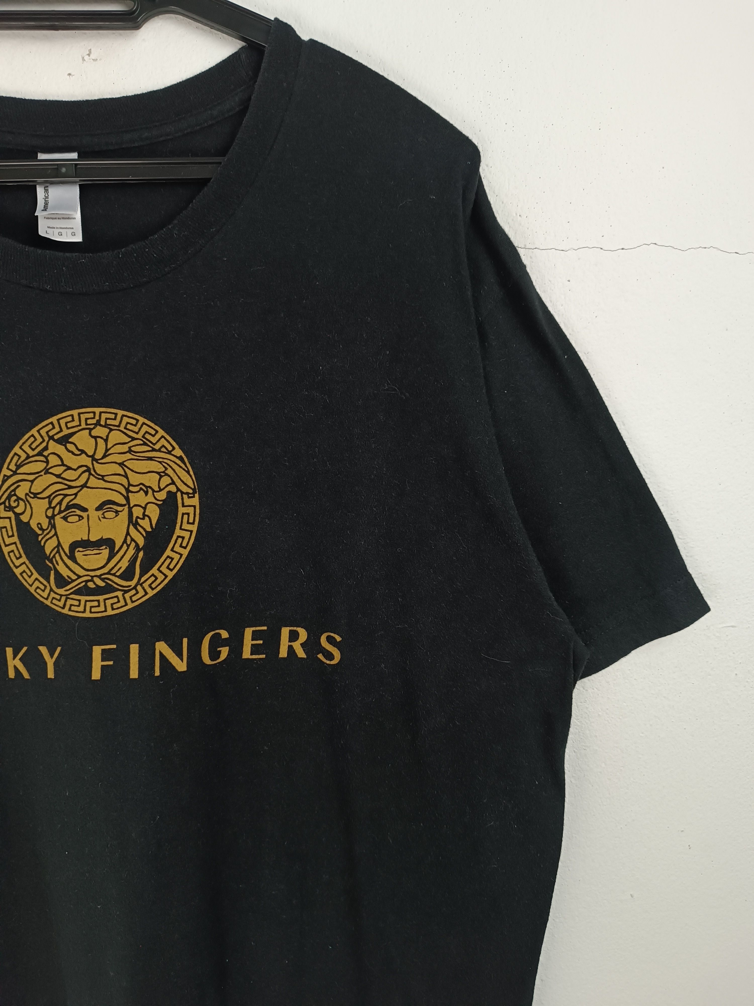 Band Tees VINTAGE STICKY FINGERS WORLD TOUR PARODY DESIGNER VERY RARE Size US L / EU 52-54 / 3 - 6 Thumbnail