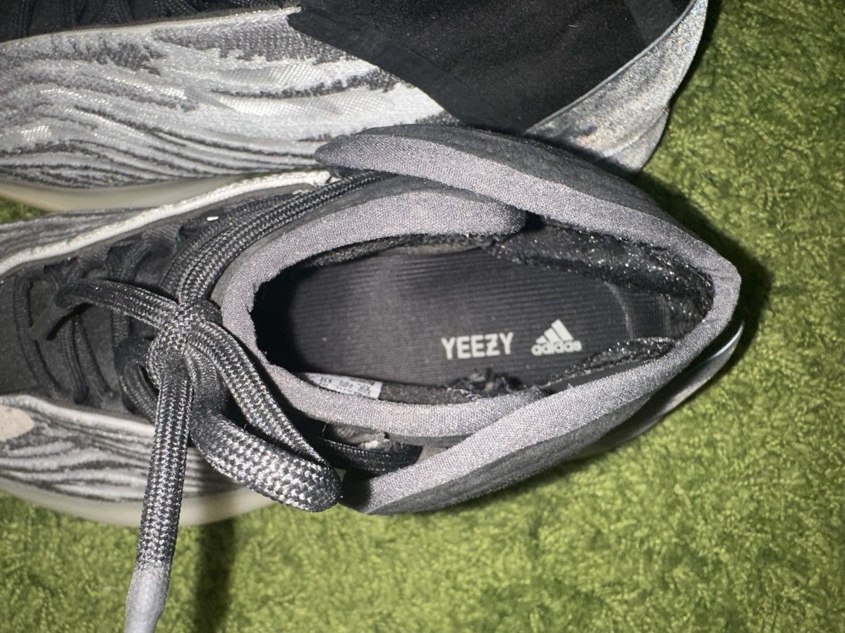 Adidas Yeezy QNTM Size US 13 / EU 46 - 9 Thumbnail