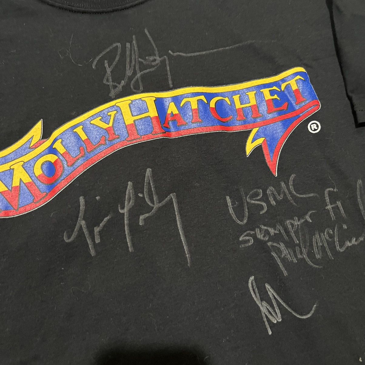 Band Tees × Fruit Of The Loom Molly Hatchet Black Autograph Bobby Ingram Tim Lindsey Shirt Size US M / EU 48-50 / 2 - 4 Thumbnail