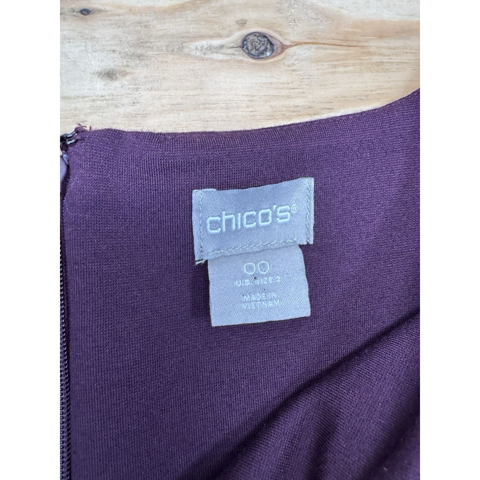 Express Chicos Sheath Dress Size 00 (US 2) Double Zip Maroon Knit Size XS / US 0-2 / IT 36-38 - 9 Thumbnail