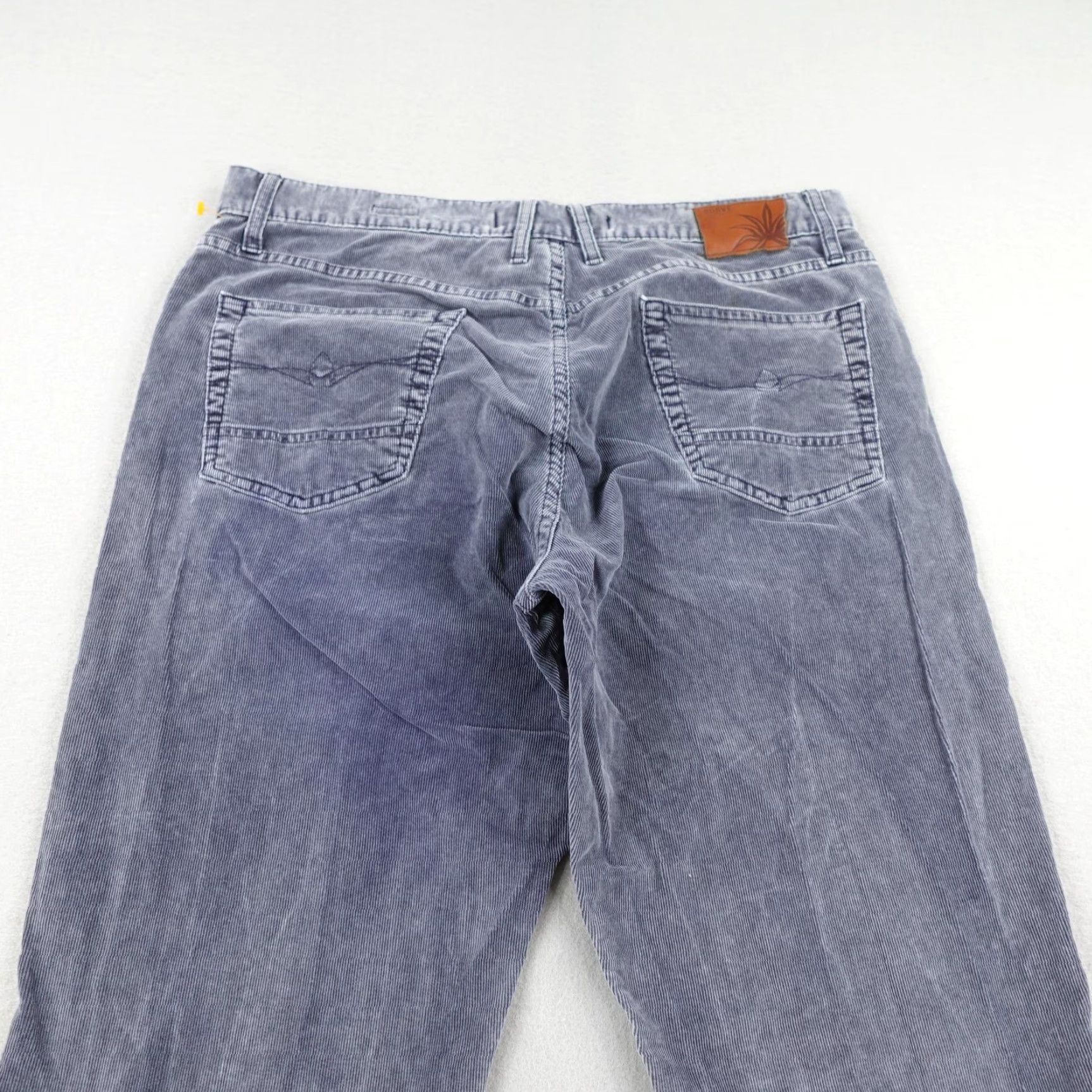 Vintage Agave Waterman Corduroy Pants Mens 38 Blue Relaxed Straight USA Made Chino 38x35 Front Zip Pocket Leather Logo Mens Size US 38 / EU 54 - 5 Thumbnail