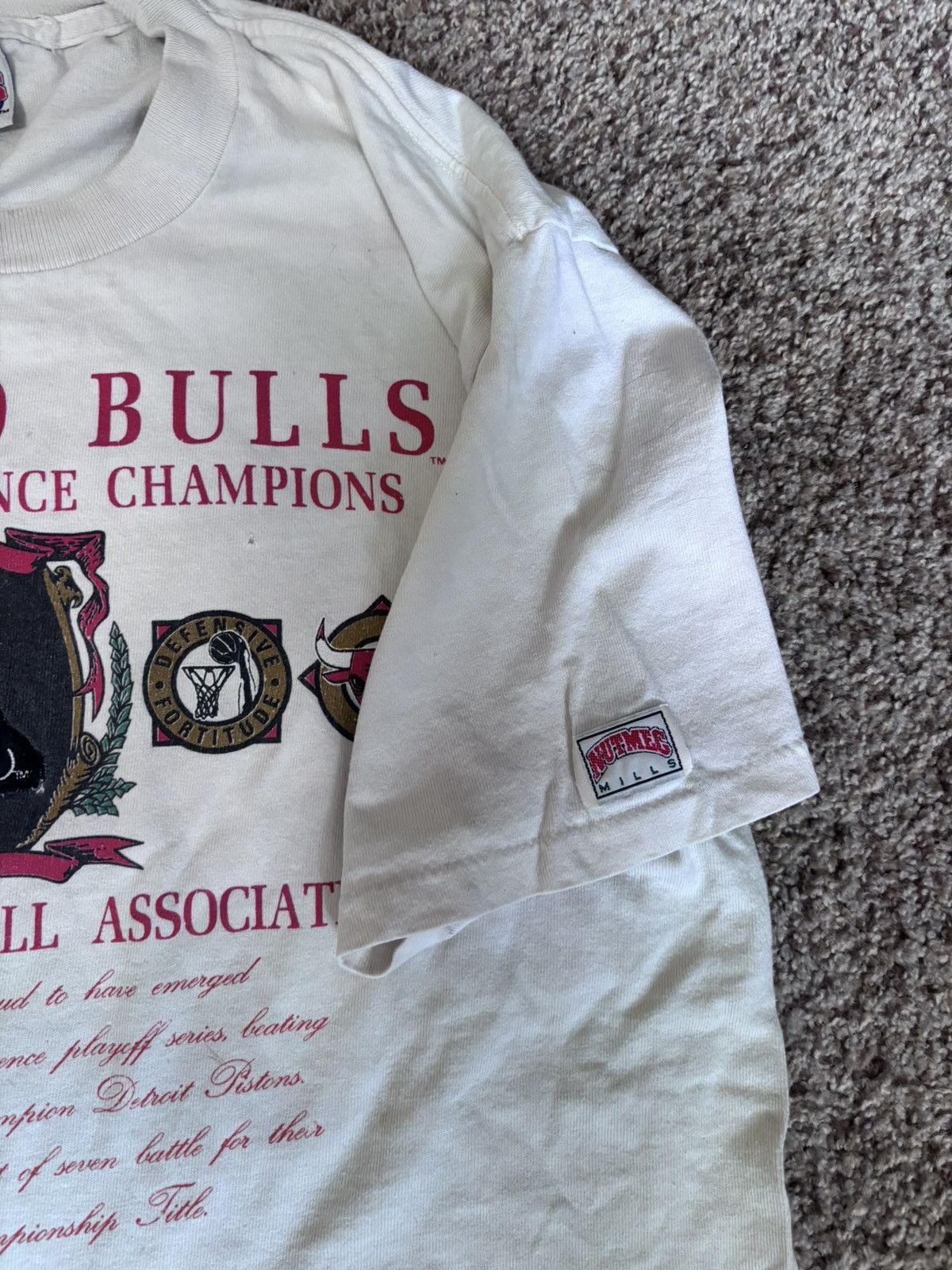 NBA × Nutmeg × Vintage Vintage 1991 Nutmeg Chicago Bulls NBA Champions Shirt XL Size US XL / EU 56 / 4 - 4 Thumbnail