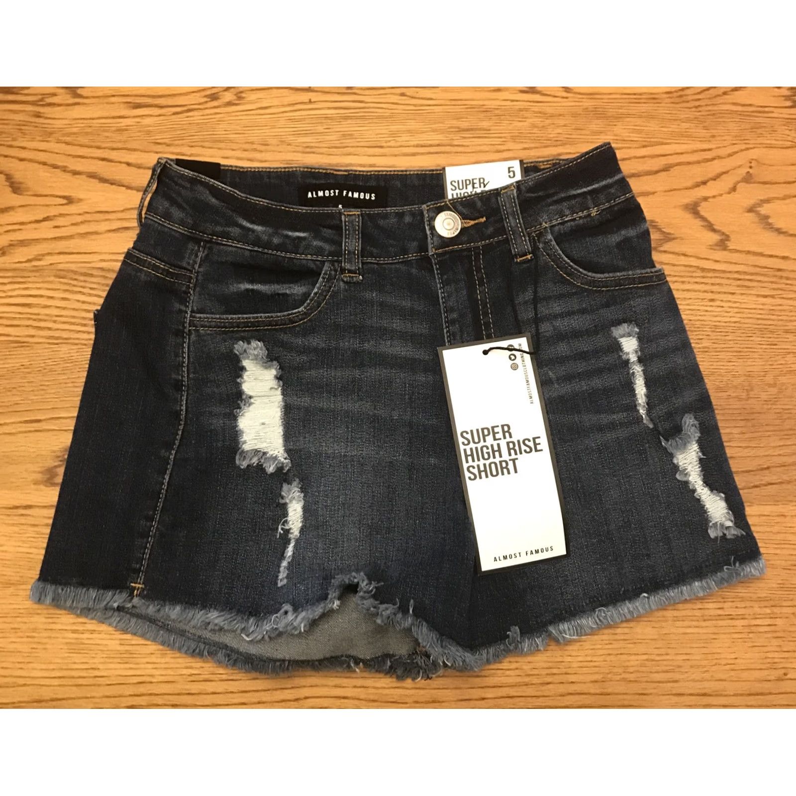 Almost Famous Almost Famous Blue Jean Shorts Jrs. Size 5 High Rise Distressed Cut-Off Denim Women’s Juniors Pants Shorts with Zip Closure Size 27" / US 4 / IT 40 - 5 Thumbnail