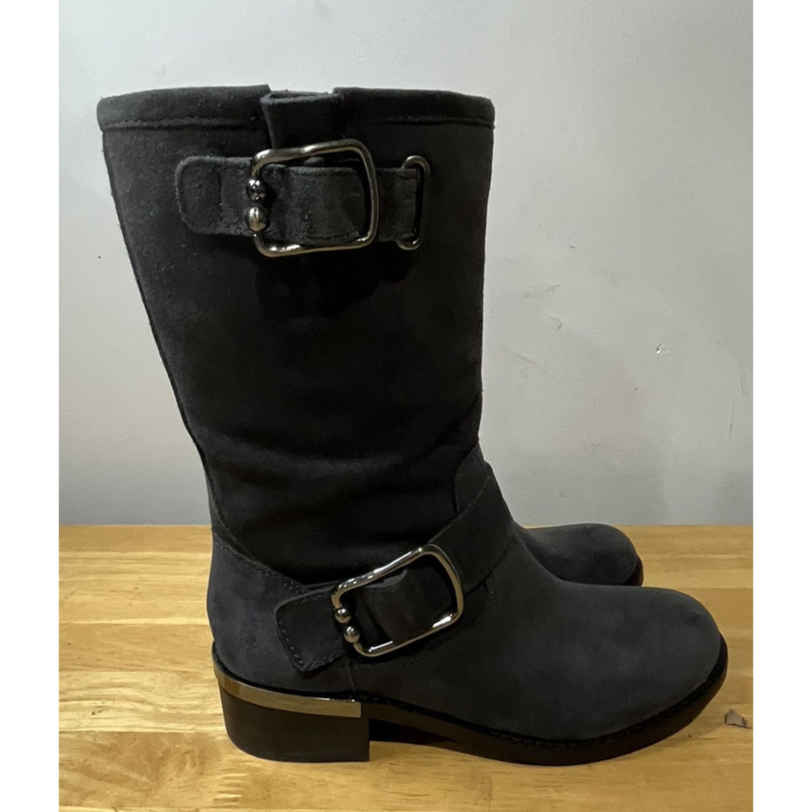 Vince Camuto Vince Camuto Women Sz 5 Wantilla Zip Buckle Fashion Boots Size US 5 / IT 35 - 1 Thumbnail