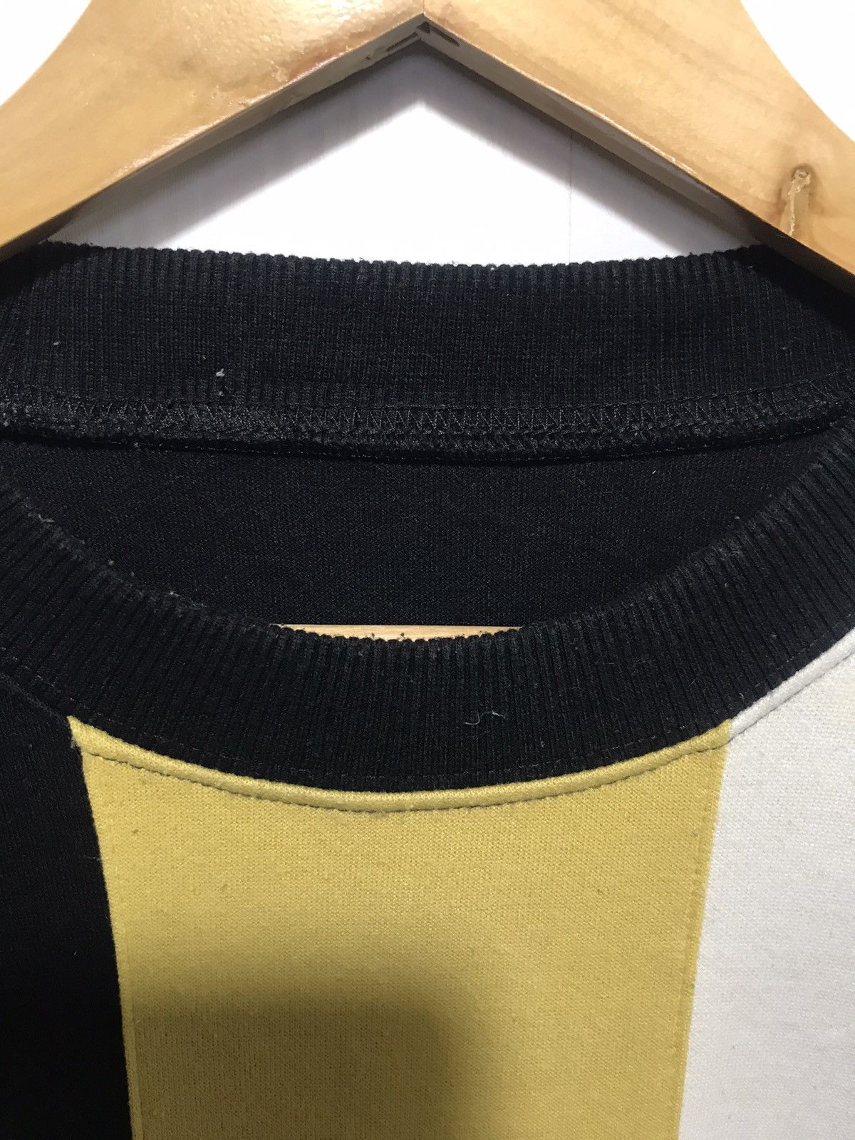 Japanese Brand × Vintage Vintage Caesar Bloral Embroidery Crewneck Sweatshirt Size L / US 10 / IT 46 - 7 Thumbnail