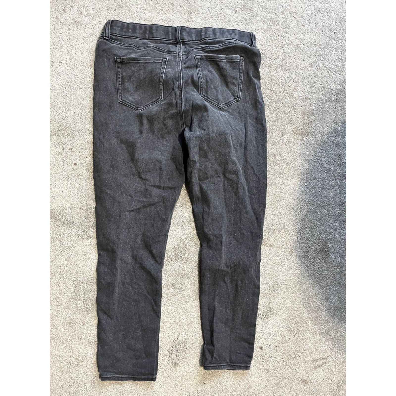 Isaac Mizrahi Isaac Mizrahi Missy Jeans Black Medium High Rise Tapered Leg Slim EUC Size 32" / US 10 / IT 46 - 3 Thumbnail
