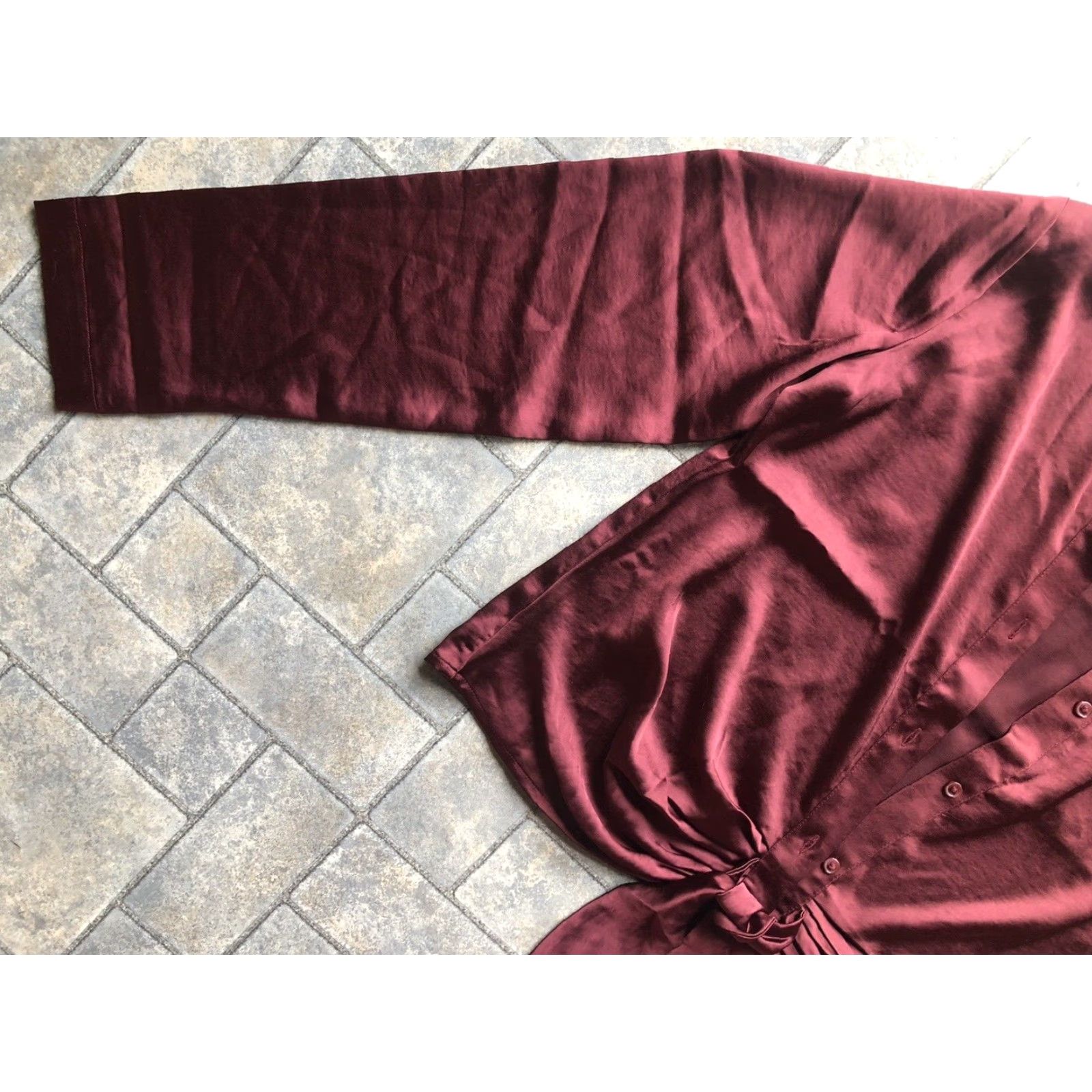 Express Express Button-Up Cropped Top Women M Red Long Sleeve 100% Polyester Spring Summer Fall Casual Party/Cocktail Travel Size M / US 6-8 / IT 42-44 - 3 Thumbnail