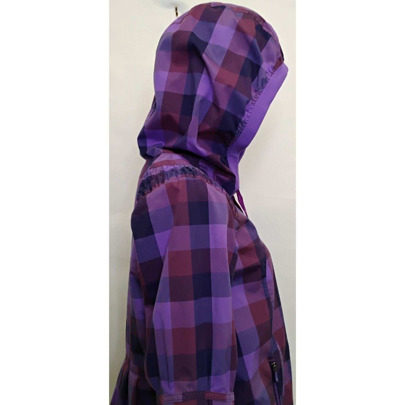 Lululemon Lululemon Light Weight Jacket Women's S Purple/Pink Plaid Size S / US 4 / IT 40 - 7 Thumbnail