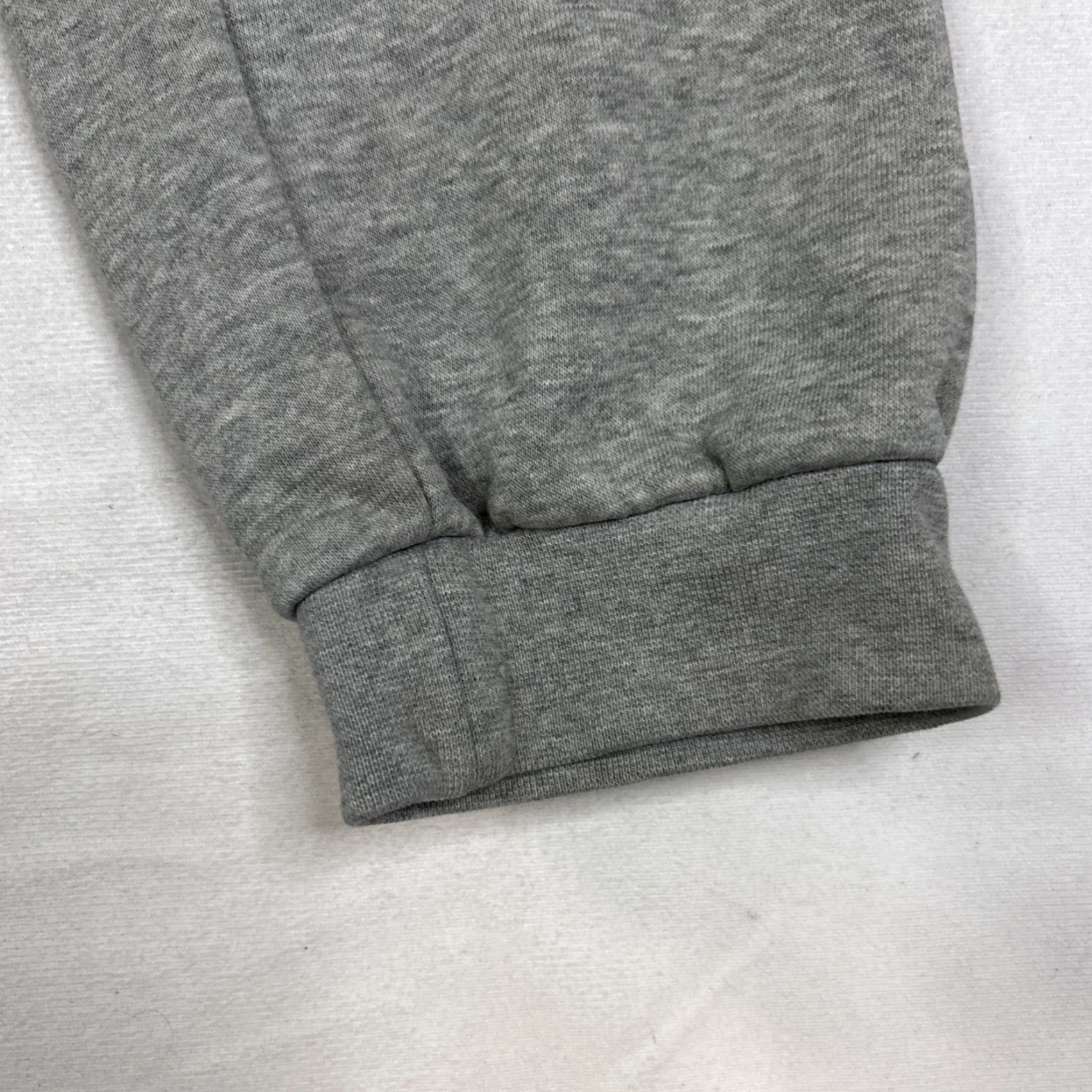 Nike Nike Sweatpants Jogger Elastic Cuffs Tapered Gray M Men’s Medium Activewear Best Nike Shirt? Size US 31 - 3 Thumbnail