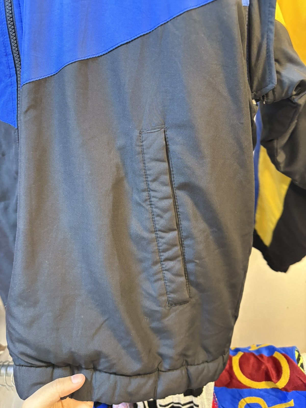 Nike Vintage Nike Swoosh Puffer Jacket Size US M / EU 48-50 / 2 - 13 Thumbnail