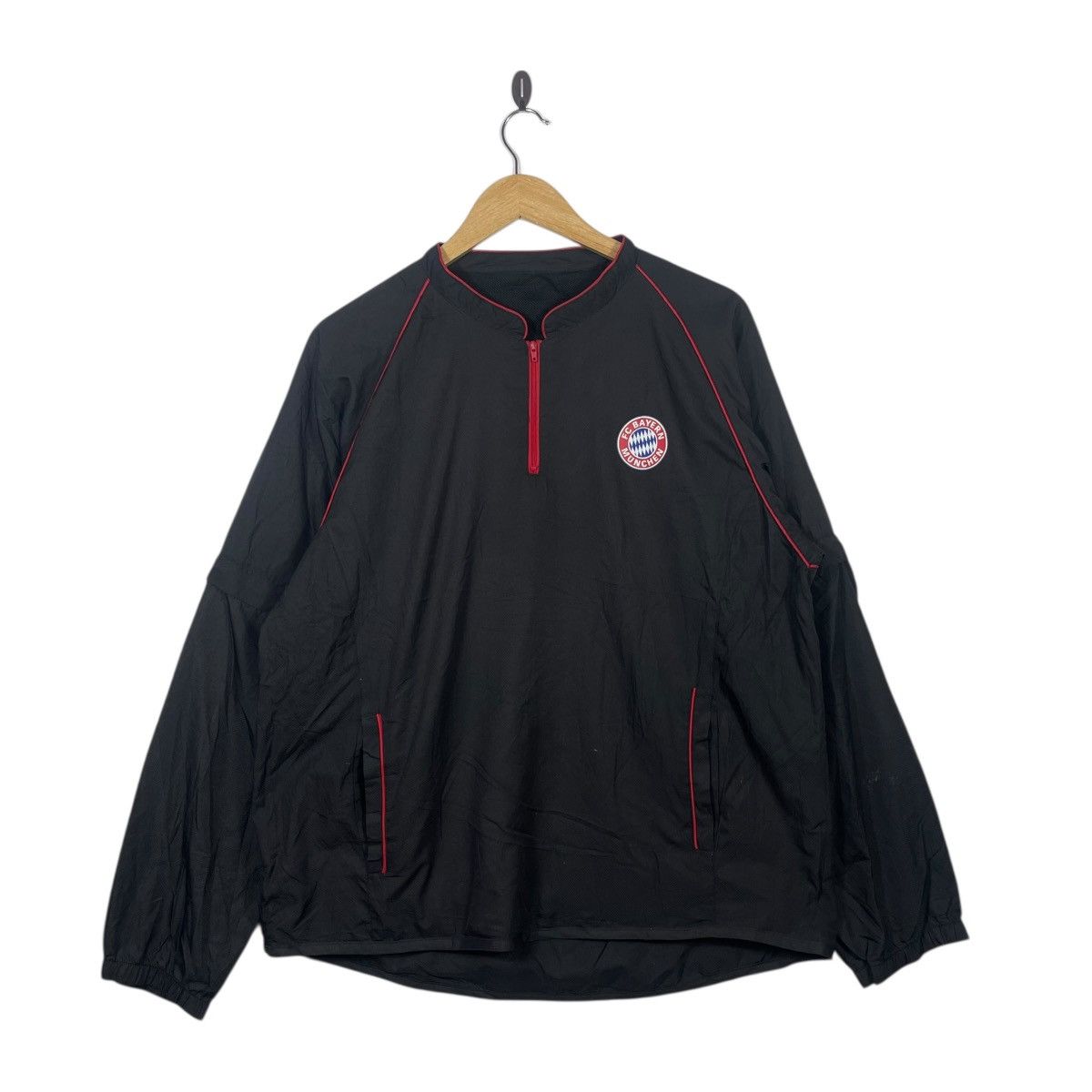 Vintage FC Bayern Munich Quarter Zip Pullover Jacket Black Red Size US L / EU 52-54 / 3 - 1 Thumbnail