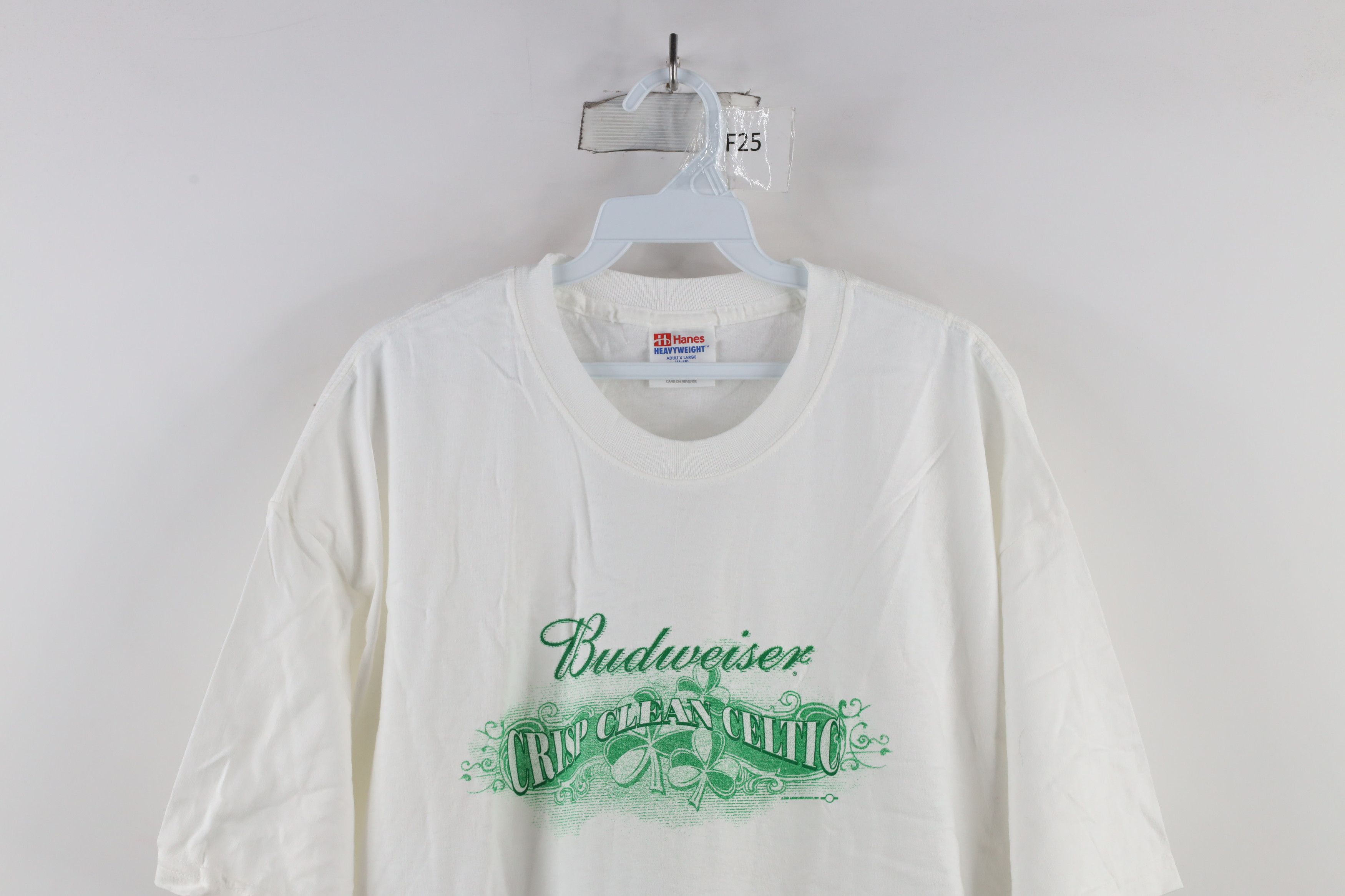 Vintage Vintage Y2K 2001 Budweiser Crisp Clean Celtic Beer T-Shirt Size US XL / EU 56 / 4 - 2 Thumbnail