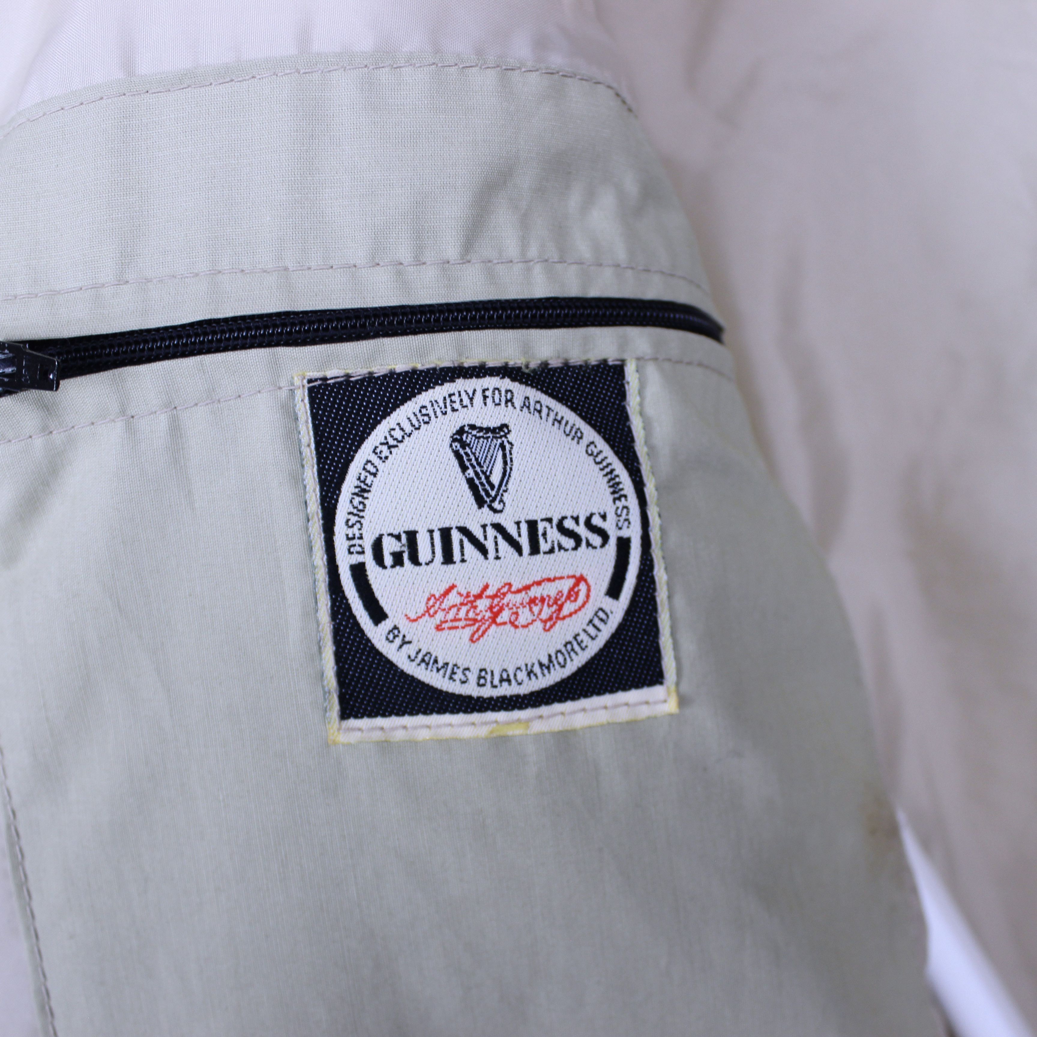 Vintage Guinness vest gilet S M Beige YKK Scottland Size US M / EU 48-50 / 2 - 8 Thumbnail