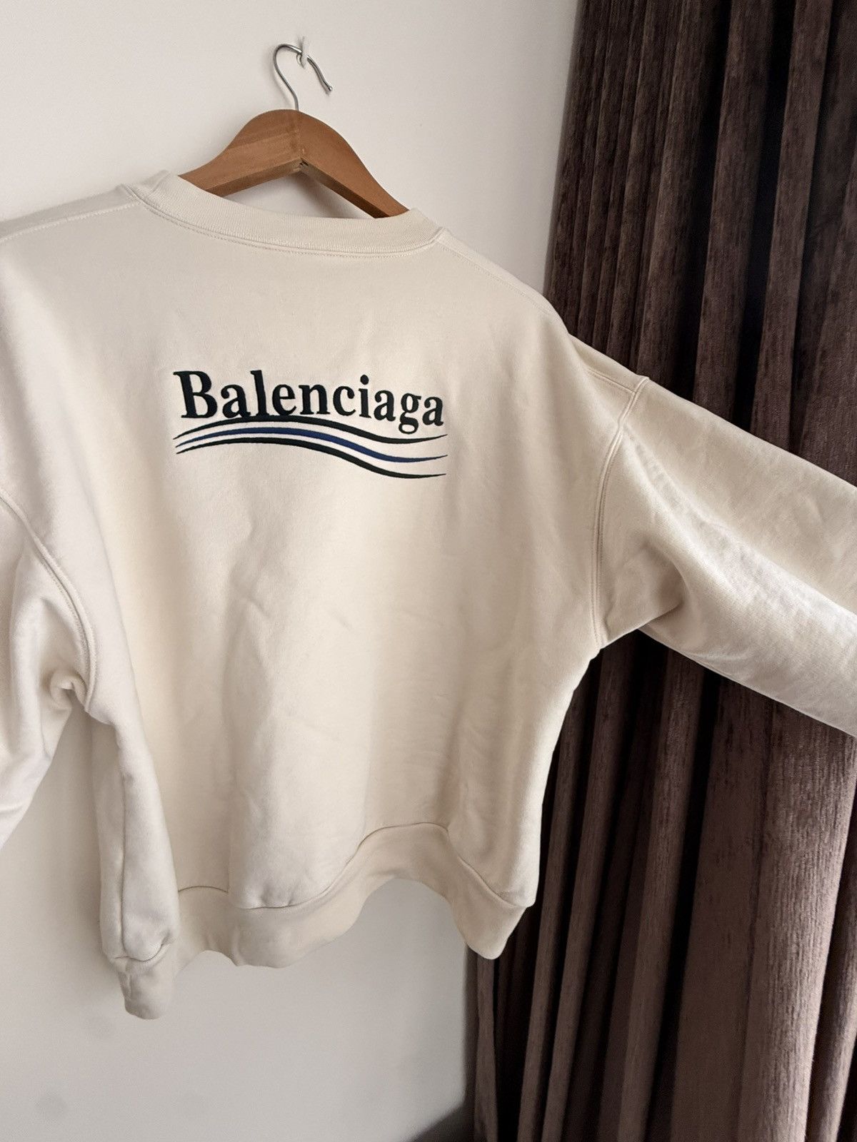 Balenciaga Balenciaga Political Campaign Embroidered Sweatshirt – Cream Size US XS / EU 42 / 0 - 7 Thumbnail