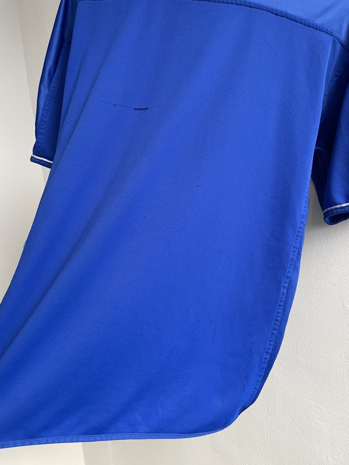 Umbro Chelsea 2003 2004 2005 Football Shirt Soccer Jersey Umbro Size US M / EU 48-50 / 2 - 21 Thumbnail