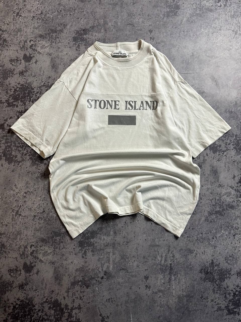 Stone Island Stone Island Reflective logo t-shirt Size US XL / EU 56 / 4 - 1 Thumbnail