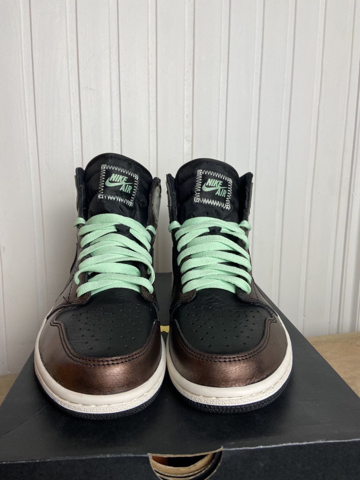 Jordan Brand Jordan 1 Retro High "Light Army Rust Shadow Patina" 8US Size US 8 / EU 41 - 3 Thumbnail