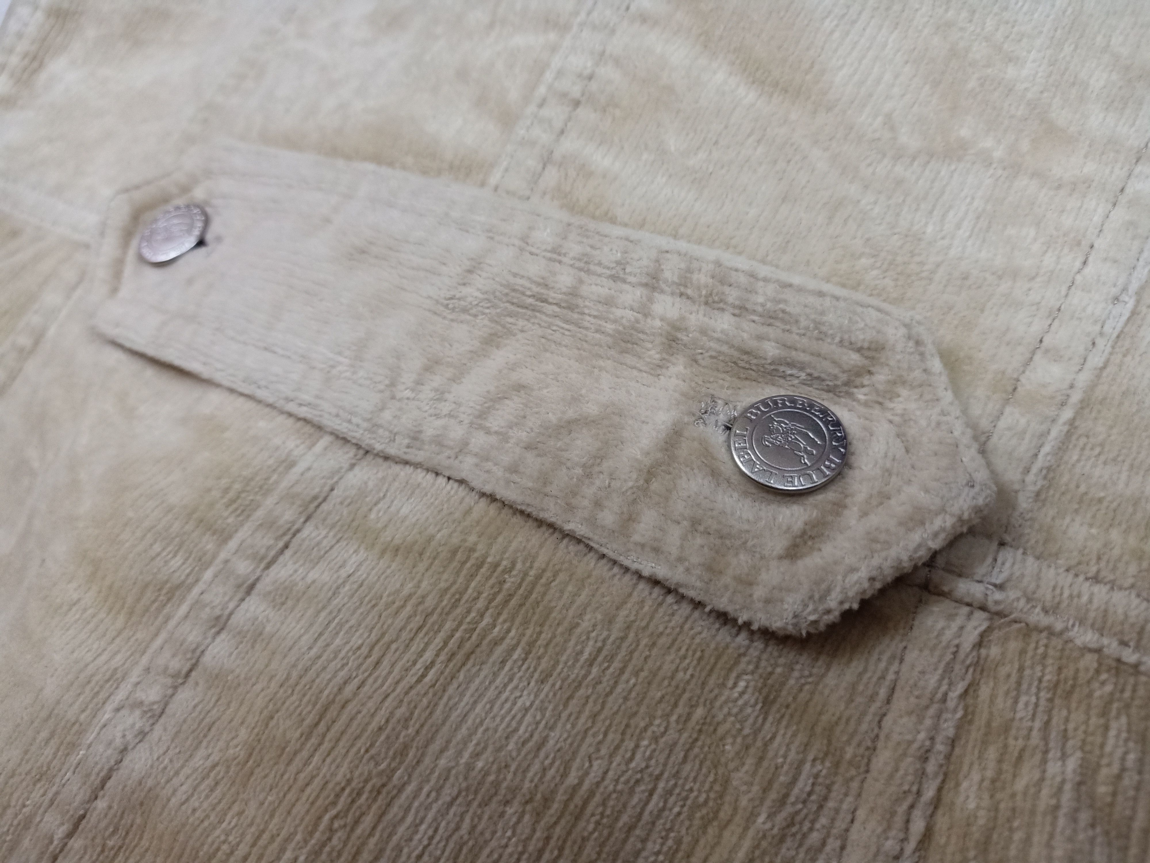 Burberry BURBERRY Blue Label Fur Beige Winter Wear Jacket Parka Size XS / US 0-2 / IT 36-38 - 11 Thumbnail