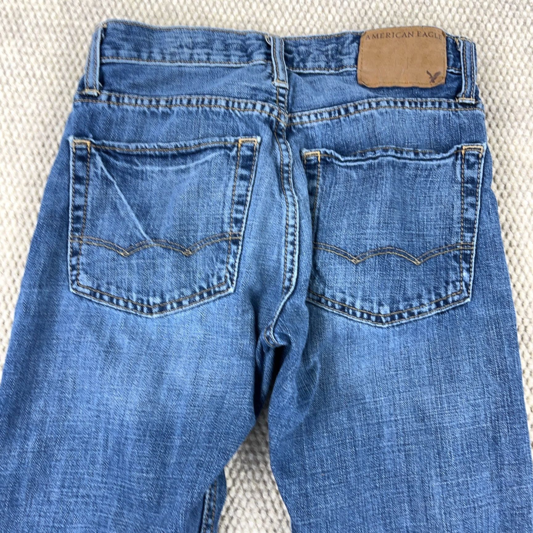 American Eagle Outfitters VINTAGE American Eagle Jeans Men 26x28 Relaxed Fit Straight Leg Faded Whiskers Baggy Size US 26 / EU 42 - 4 Thumbnail