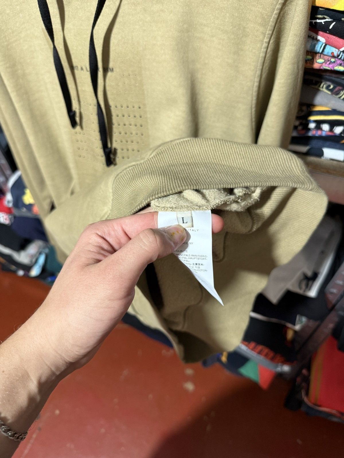 1017 ALYX 9SM Rare Luxury 1017 ALYX 9SM Tan Pullover W/ Prints Hoodie Y2K Size US L / EU 52-54 / 3 - 12 Thumbnail