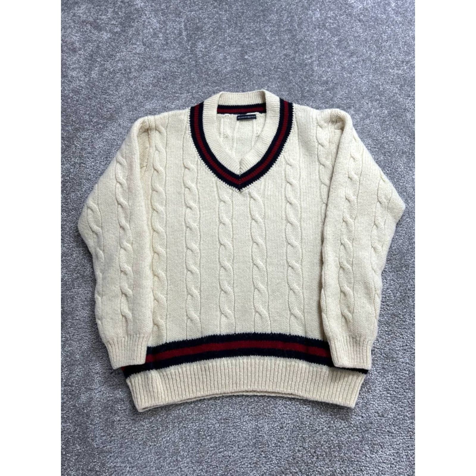 Brandy Melville Brandy Melville Sweater Womens One Size Beige Wool Cable-Knit Ribbed Trim V-Neck Pullover Size ONE SIZE - 2 Thumbnail