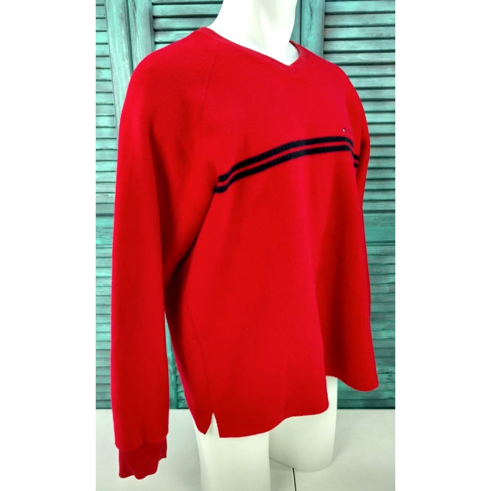 Tommy Hilfiger VINTAGE Tommy Hilfiger Flag Pullover Fleece Sweatshirt Red XL Mens Crewneck Sweatshirt Size US XL / EU 56 / 4 - 4 Thumbnail