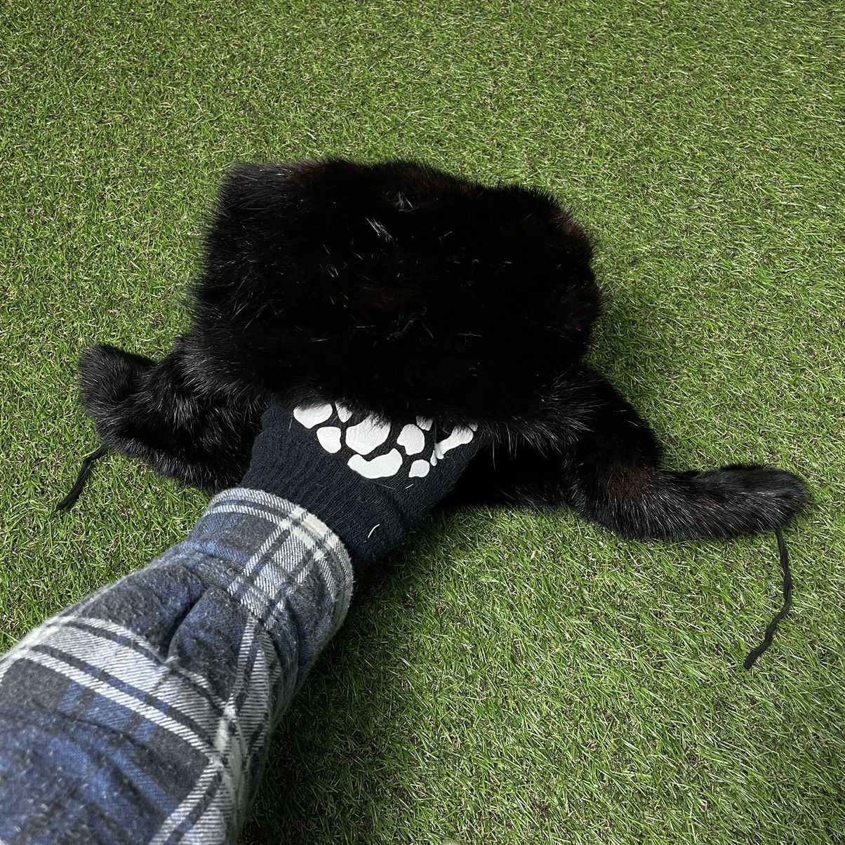 Vintage Vintage Y2K Fuzzy Alt Beanie Ushanka Hat Grunge Boxy Logo OS Size ONE SIZE - 1 Thumbnail