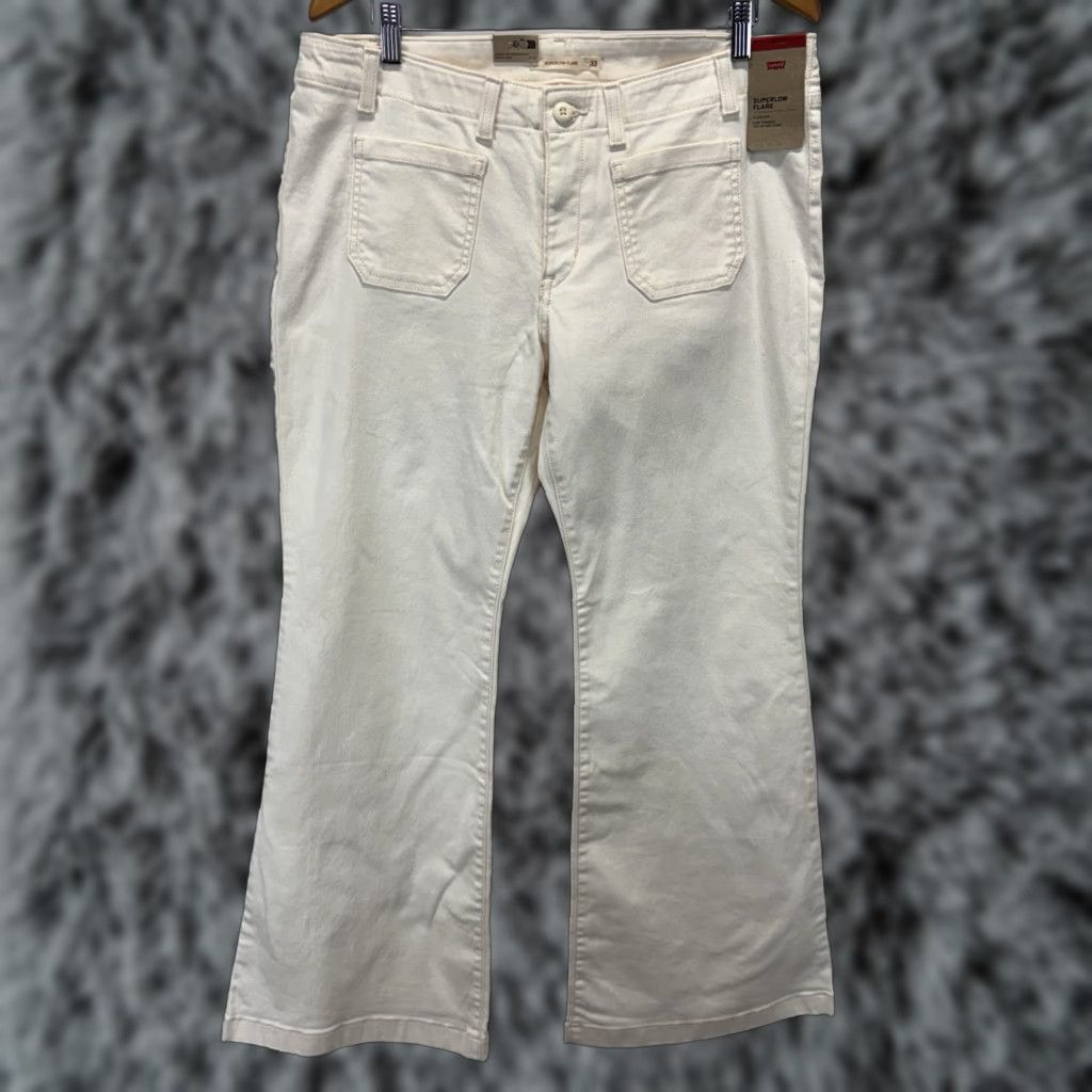 Levi's Levi's Flared Jeans 33x32 Women's Ivory Stretch Low Rise Size 24" / US 00 / IT 34 - 1 Thumbnail