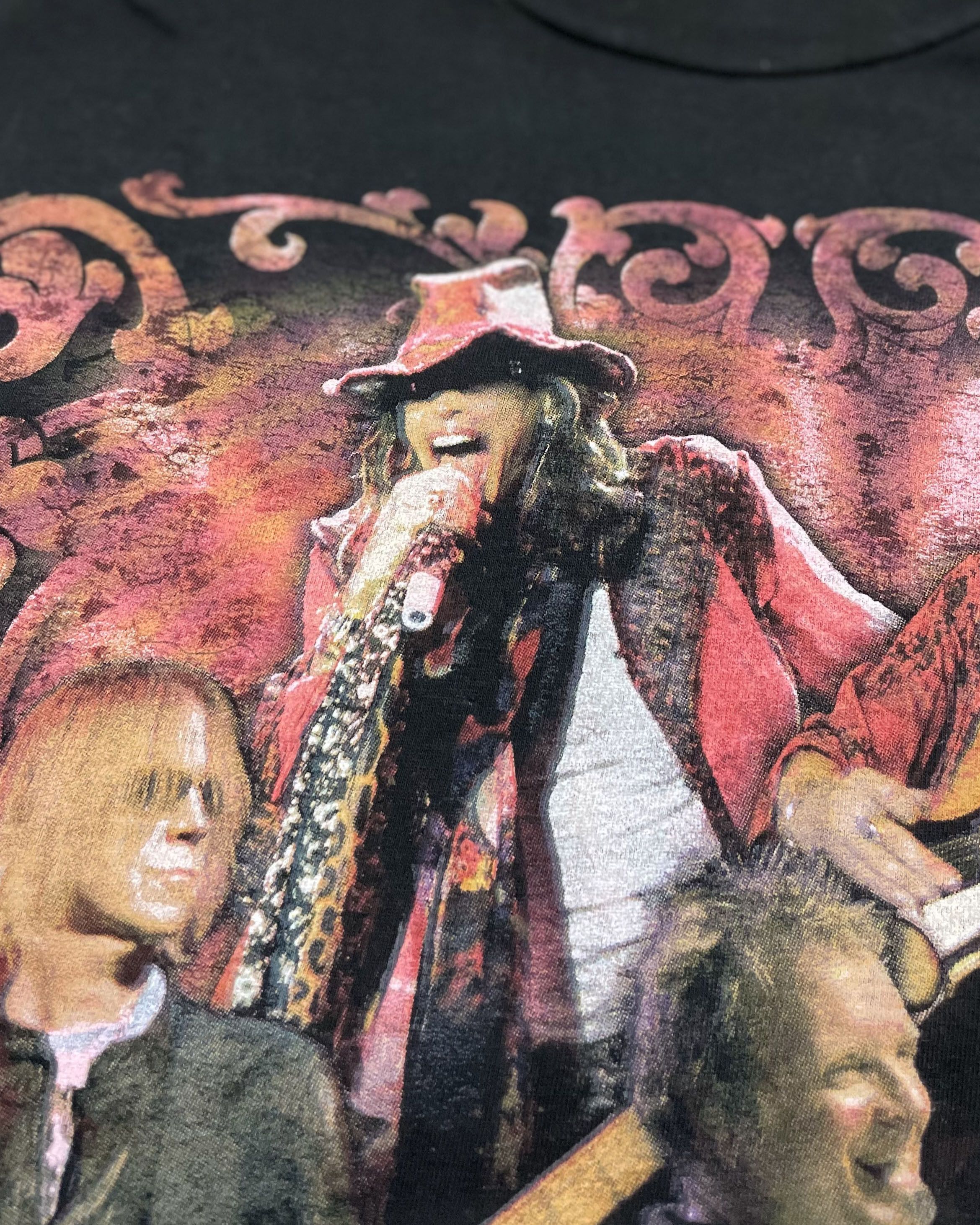 Band Tees Aerosmith (Live Image) Tshirt Copyright 2009 Size US L / EU 52-54 / 3 - 2 Thumbnail