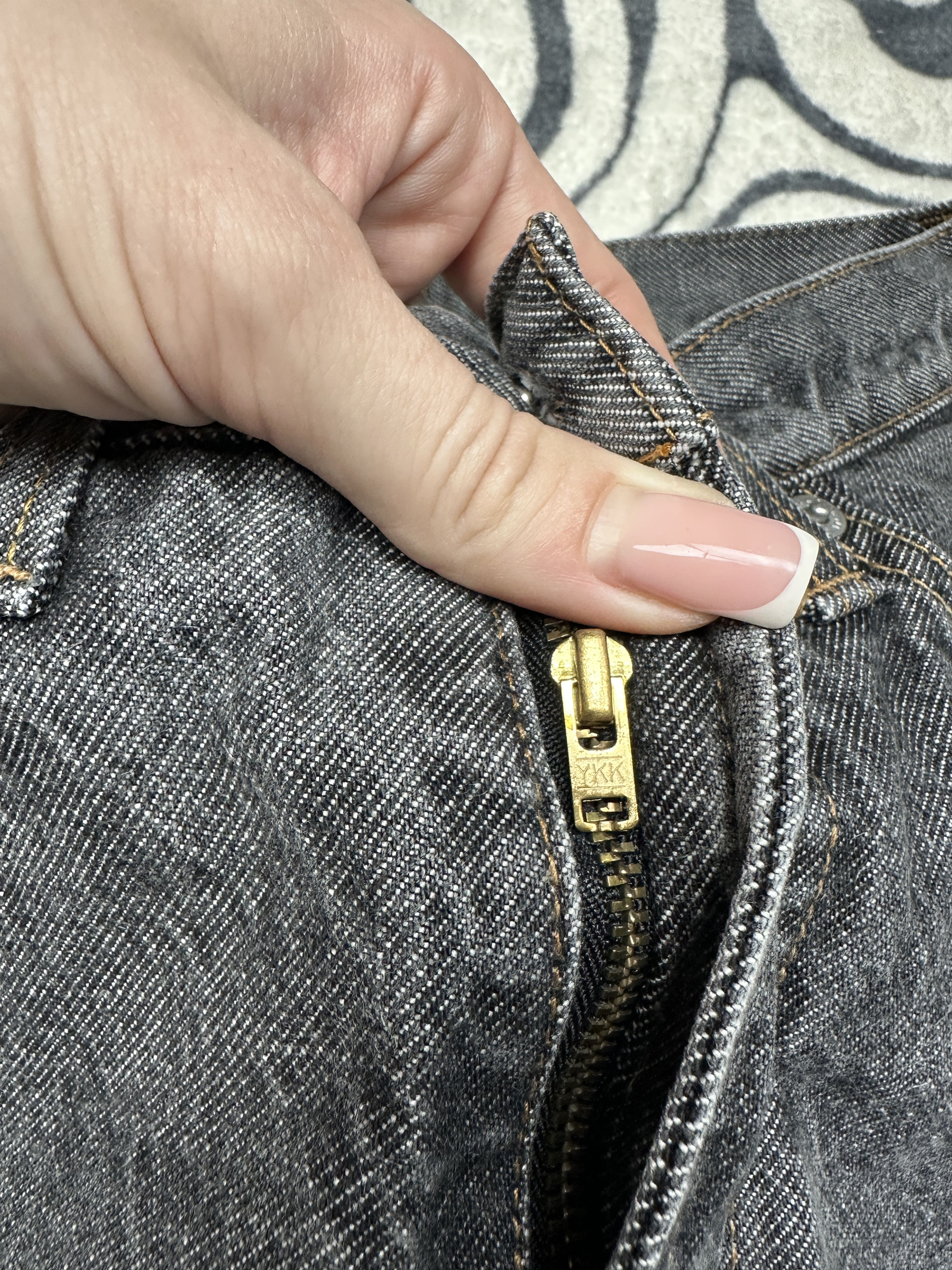 Dolce & Gabbana Dolce & Gabbana Vintage Womens Denim Pants Jeans Size 26" / US 2 / IT 38 - 7 Thumbnail