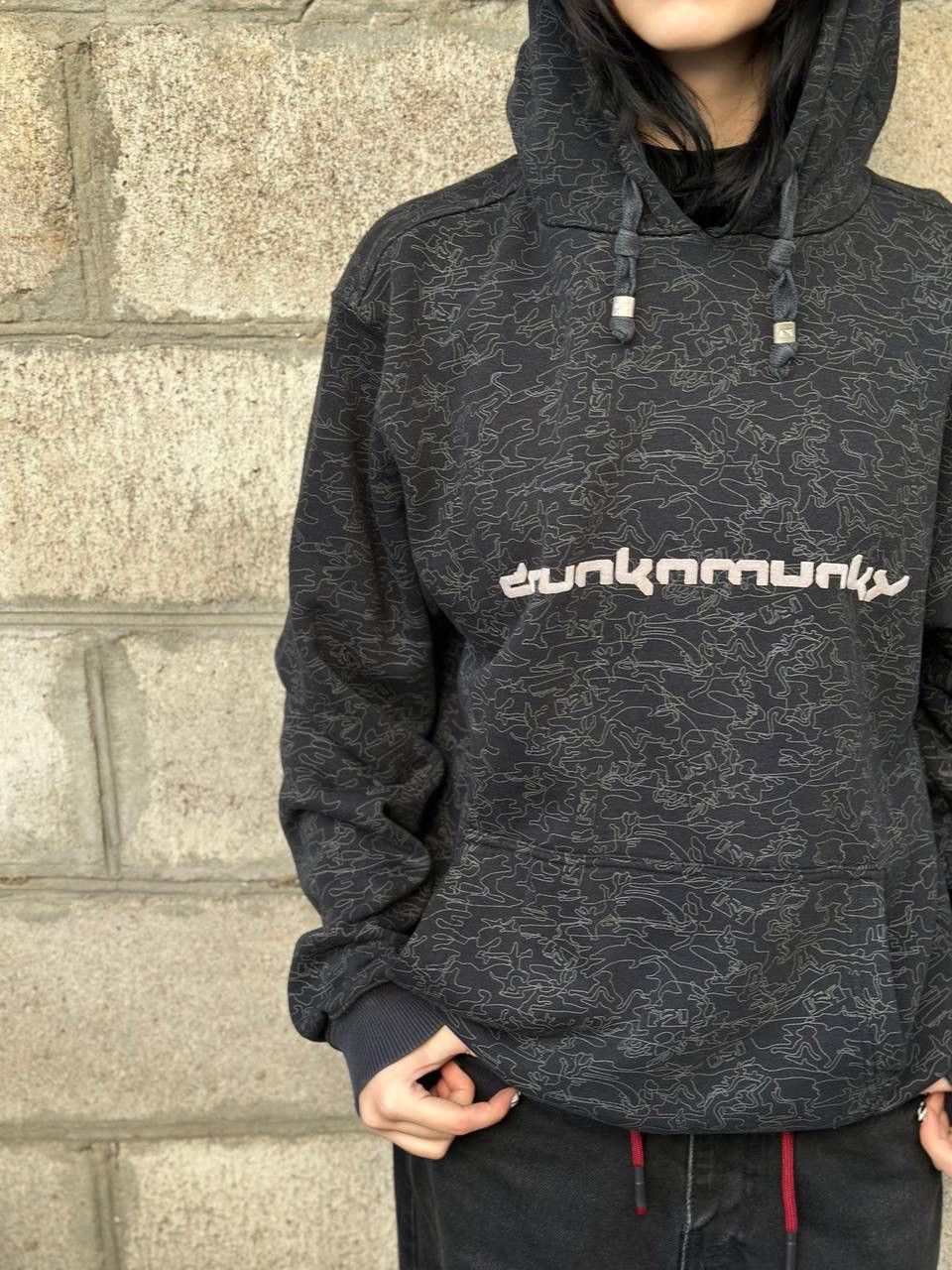 DrunknMunky VTG Drunk Monkey Hoodie Multi-logo Size M Y2K SK8 00s USa Size US M / EU 48-50 / 2 - 4 Thumbnail
