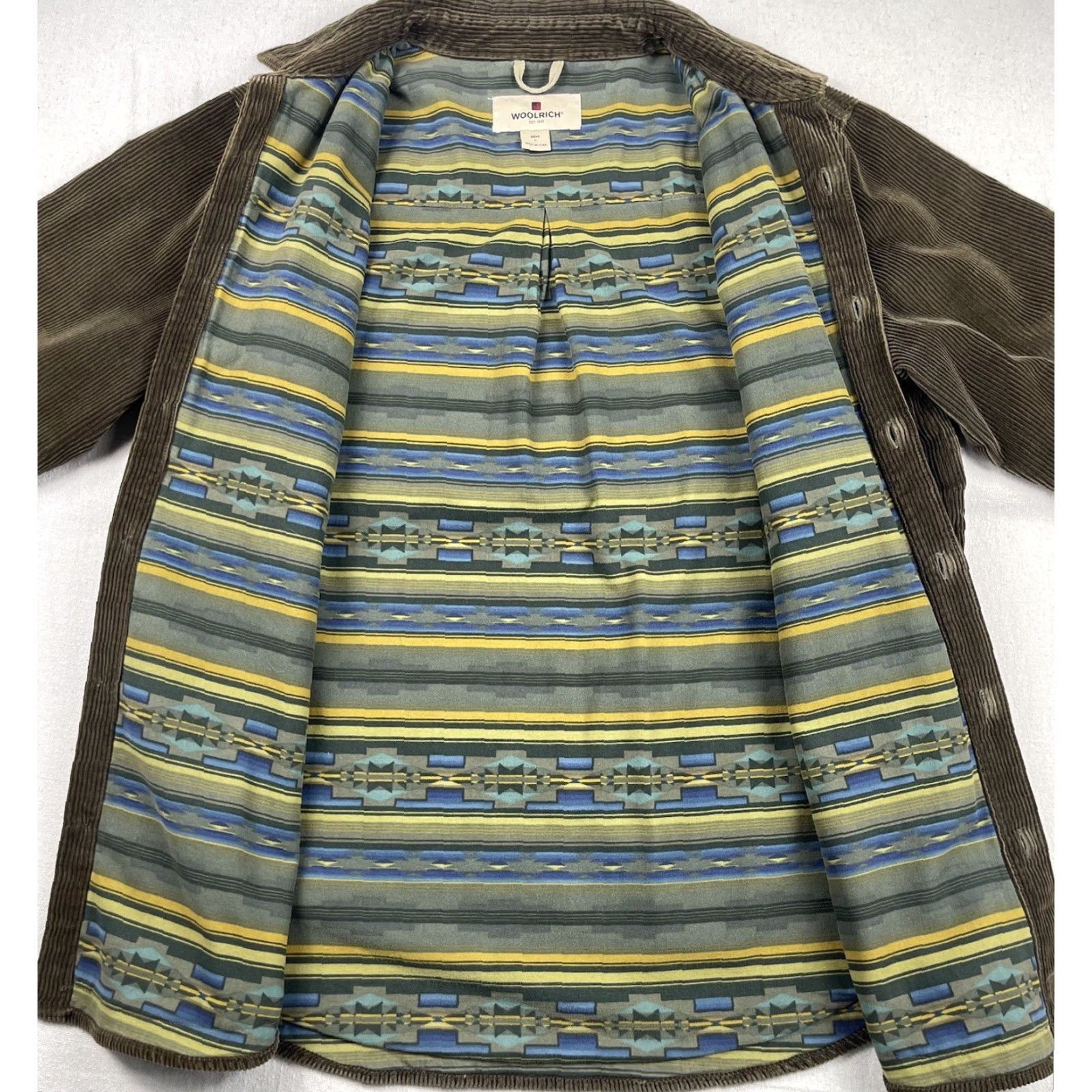 Vintage Woolrich Corduroy Shirt Jacket Lined Sz Large Brown 90s Aztec Workwear Mens Size US L / EU 52-54 / 3 - 3 Thumbnail