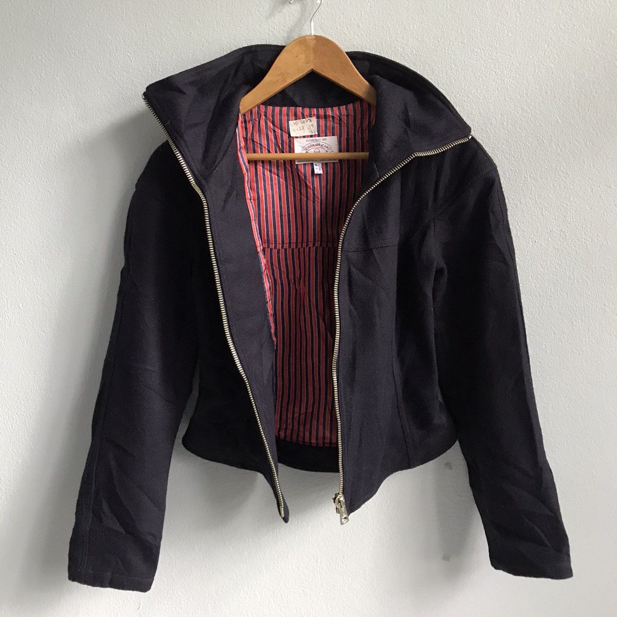 Giorgio Armani Made in Italy Armani Exchange jacket top Size XS / US 0-2 / IT 36-38 - 1 Thumbnail