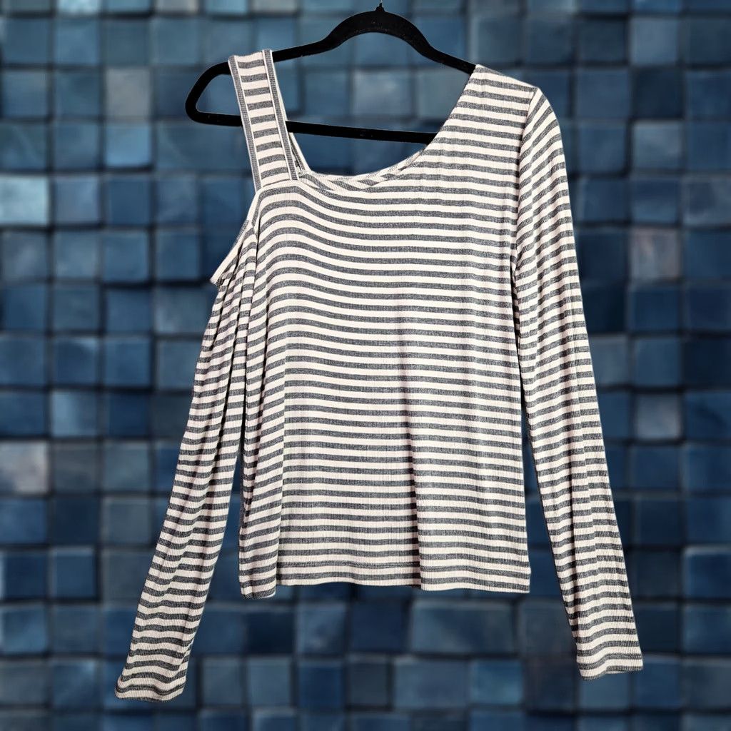 Vintage Cabi Women's Gray Ivory Stripe One Shoulder Asymmetrical Top S Short Sleeve T-Shirt Regular Fit Size S / US 4 / IT 40 - 1 Thumbnail