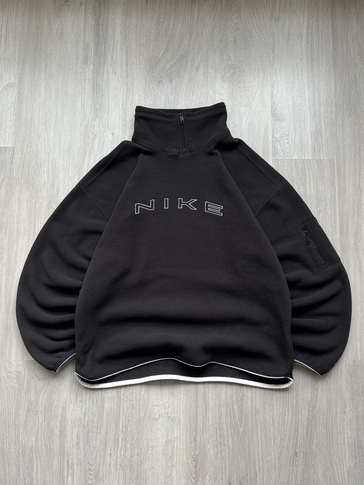 Image of Nike Vintage Fleece Black Sweatshirt Big Nike Center Logo, Men's (Size XL)