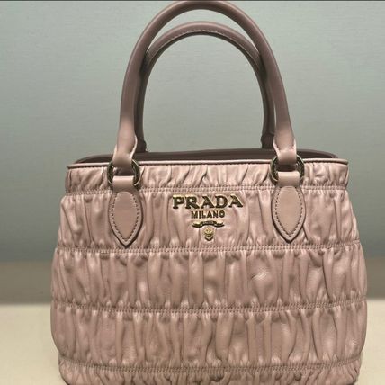 o1la1rc1a0724 Size: OS / Handbag in Grey