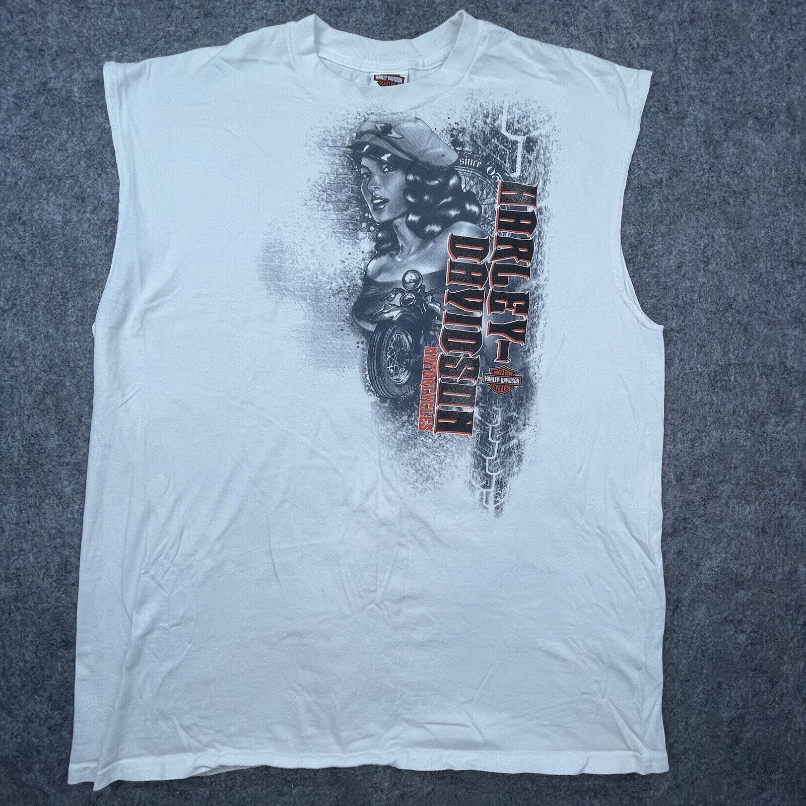 Harley Davidson Harley Davidson Shirt 2XL Pin-Up Girl Visalia California Size US XXL / EU 58 / 5 - 1 Thumbnail