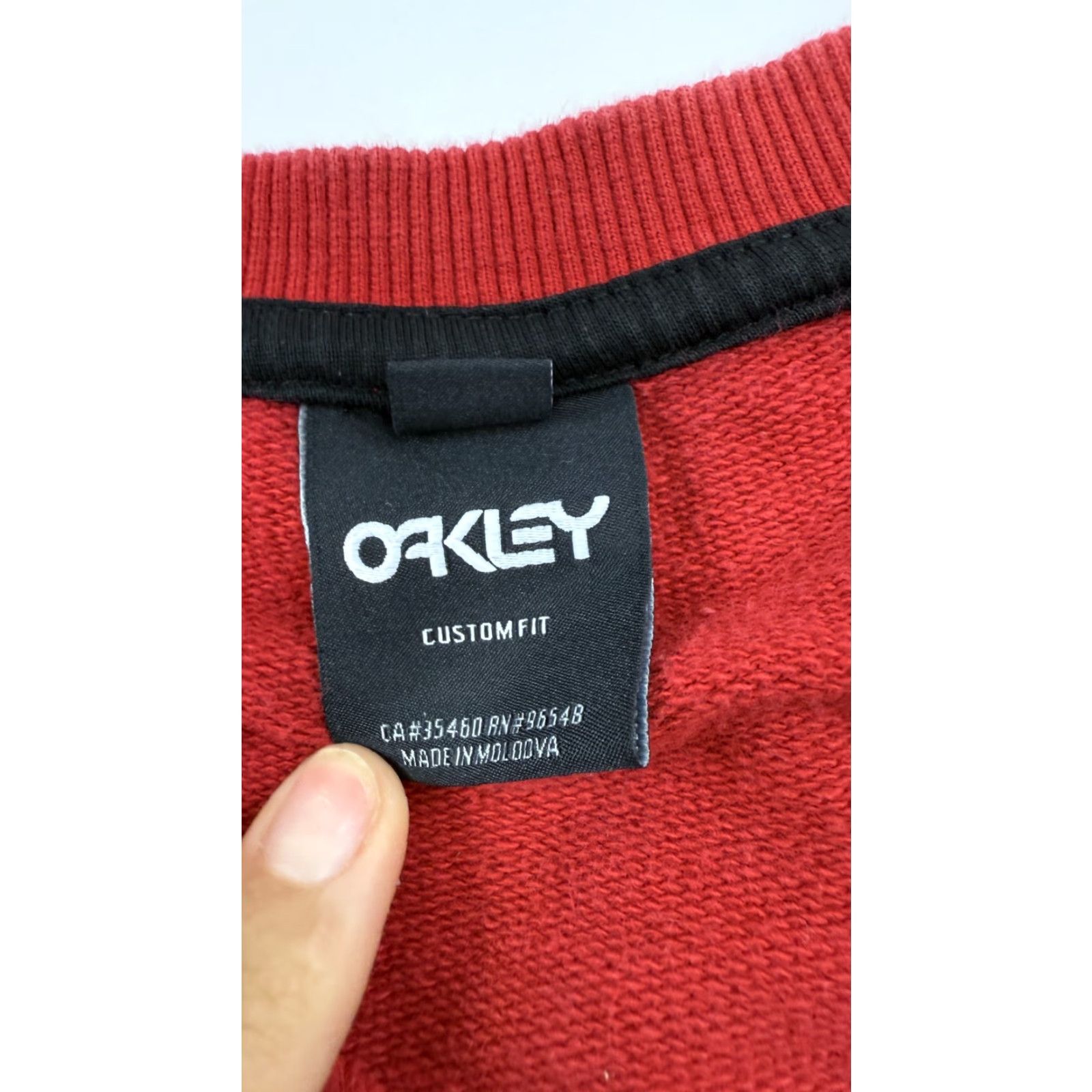 Oakley Oakley Sweatshirt Mens Medium Custom Fit Pullover Spell Out Pullover Size US M / EU 48-50 / 2 - 3 Thumbnail