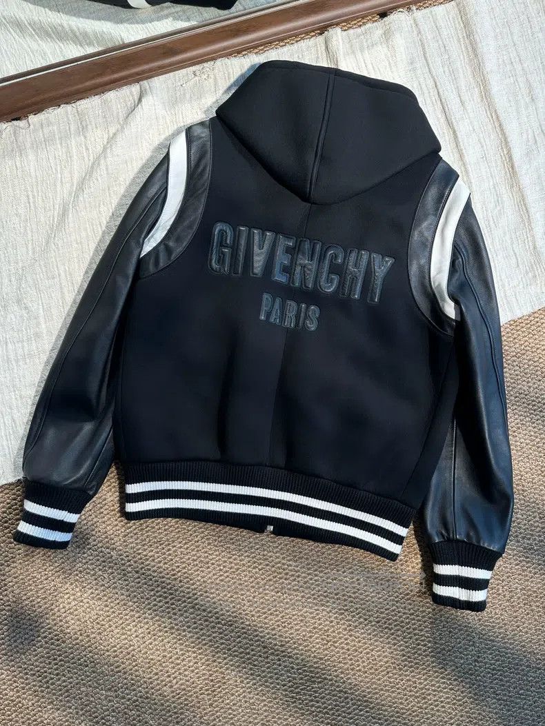 Givenchy Givenchy Leather sleeve patched leather back letter logo b Size US M / EU 48-50 / 2 - 1 Thumbnail