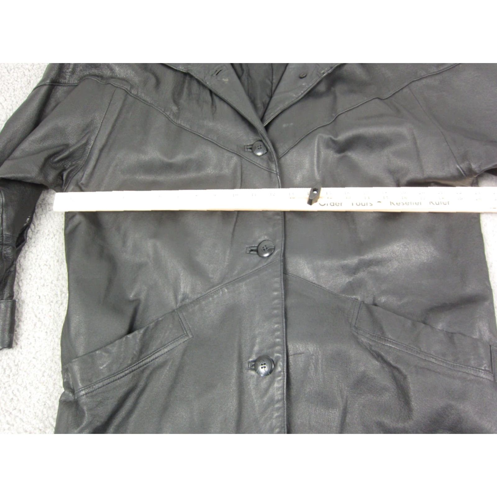 Vintage VINTAGE Pelle Leather Jacket Mens L Black Trench Coat 90s Long Leather Lining Pockets Button Regular Fit Mens Size US L / EU 52-54 / 3 - 7 Thumbnail