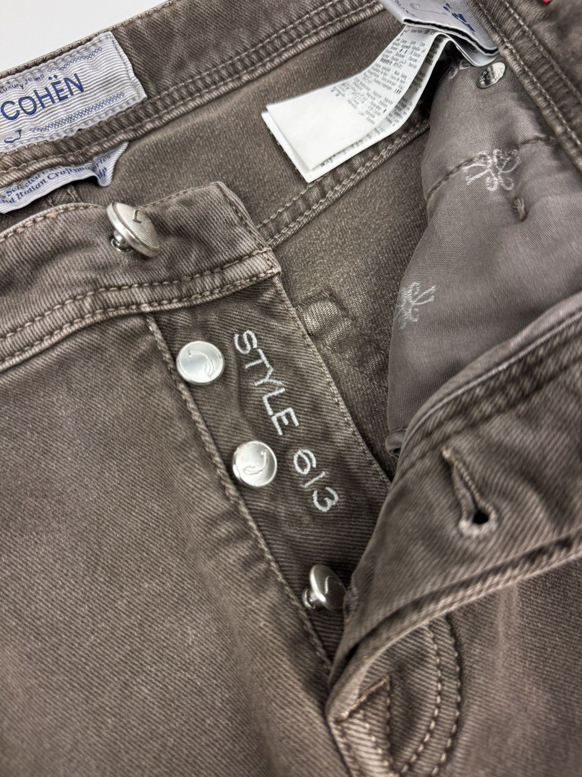 Jacob Cohen Jacob Cohen Style 613 Brown Casual Pants Size US 33 - 11 Thumbnail