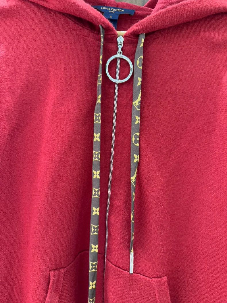 Louis Vuitton Louis Vuitton Red zip drawstring hooded sweatshirt Size US S / EU 44-46 / 1 - 3 Thumbnail