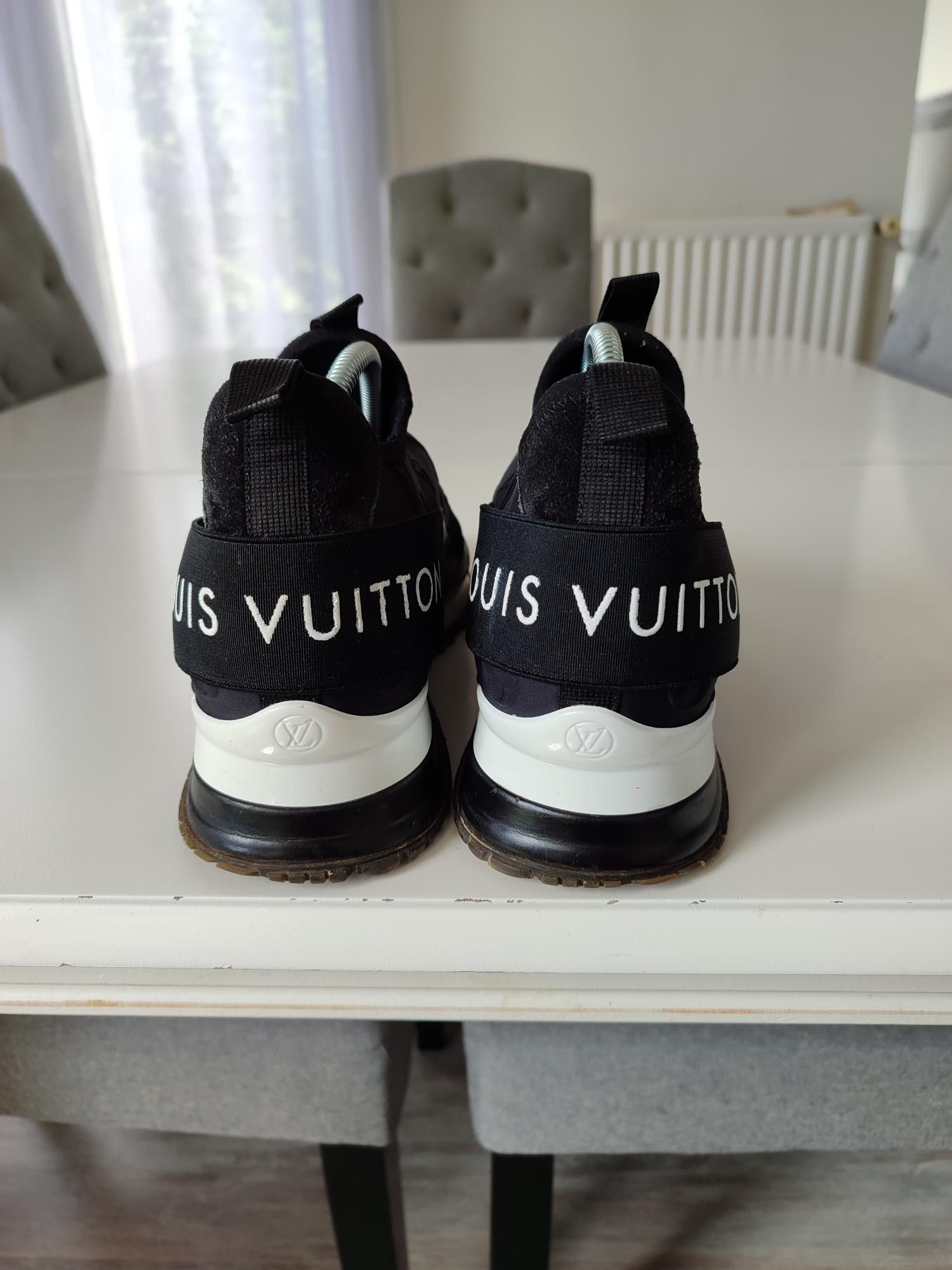 Louis Vuitton BASKETS LOUIS VUITTON RUN AWAY SLIP ON Size US 8 / IT 38 - 2 Thumbnail