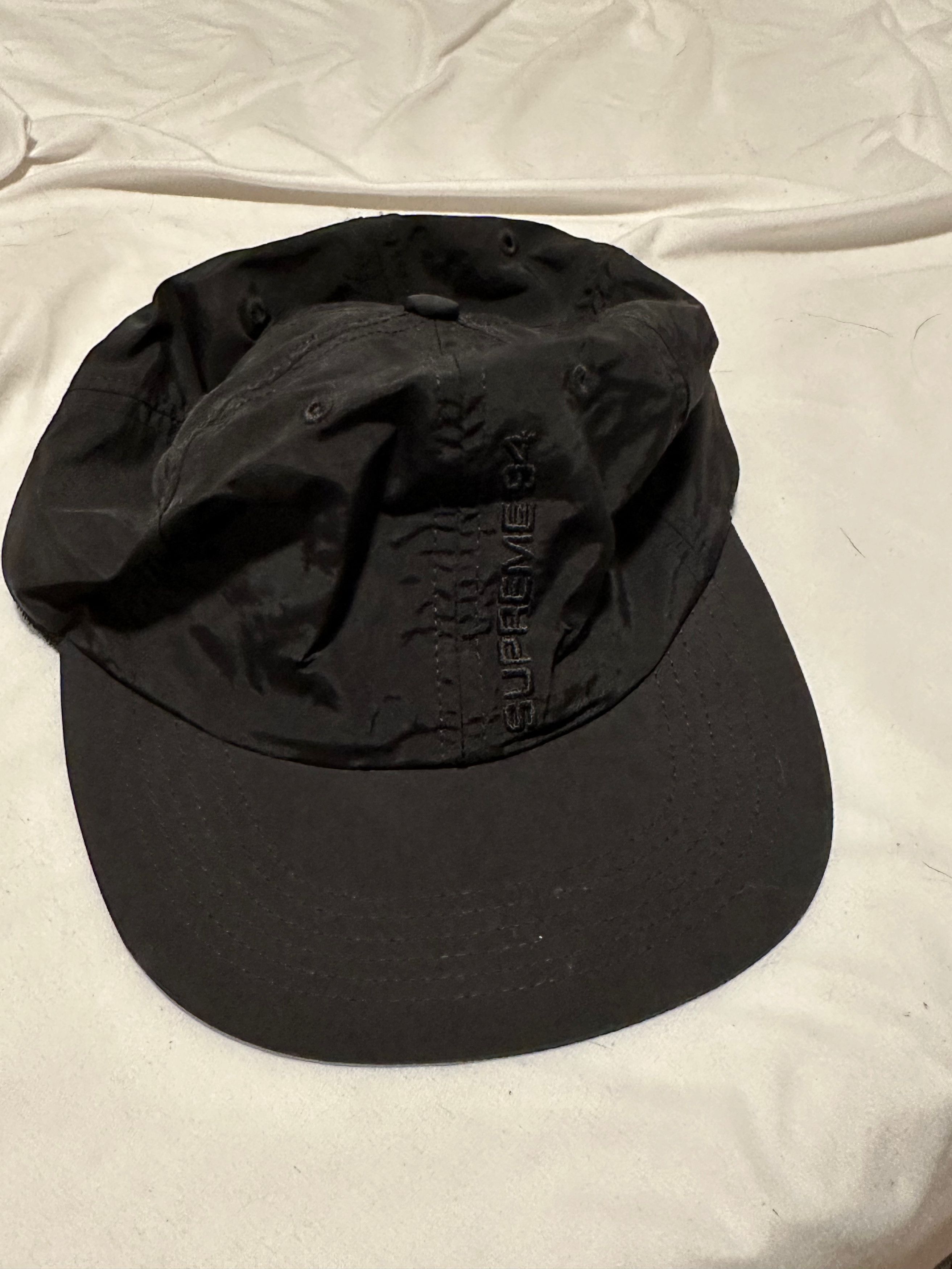 Supreme Supreme Vertical Logo 6-Panel Size ONE SIZE - 1 Thumbnail