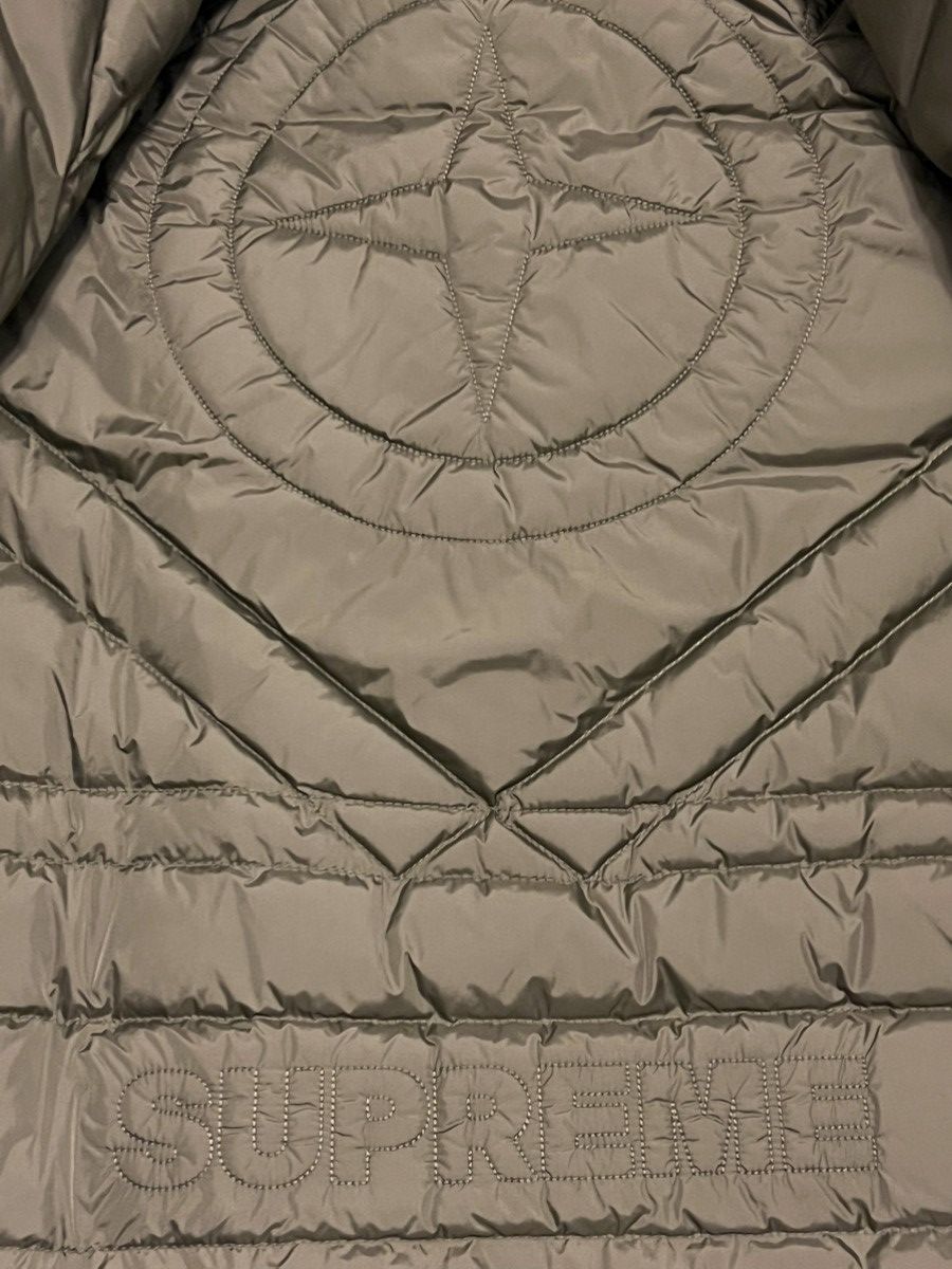 Stone Island × Supreme Supreme Stone Island FW23 reversible down jacket Size US L / EU 52-54 / 3 - 3 Thumbnail