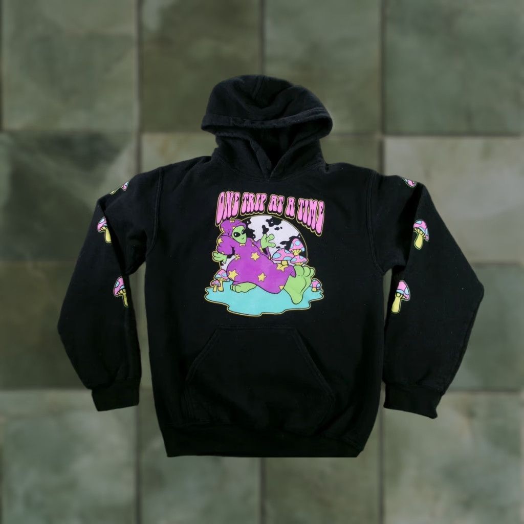Vintage ALAB Hoodie Men Small Black Alien Graphic One Trip At A Time Mushroom Pullover Size US S / EU 44-46 / 1 - 1 Thumbnail