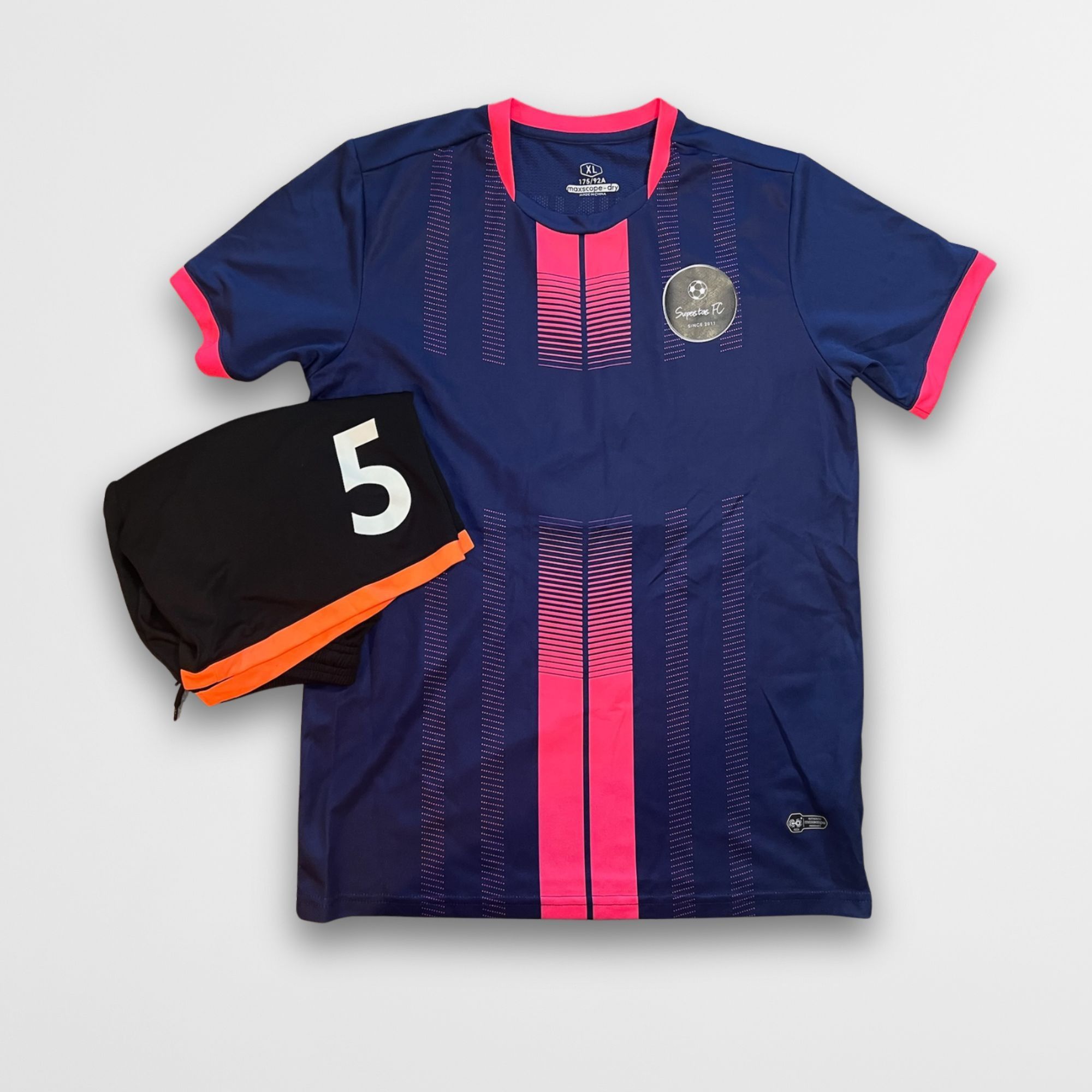 Other Boys Soccer Jersey & Shorts Set XL Navy Pink Striped Maxscop Size US XL / EU 56 / 4 - 2 Thumbnail