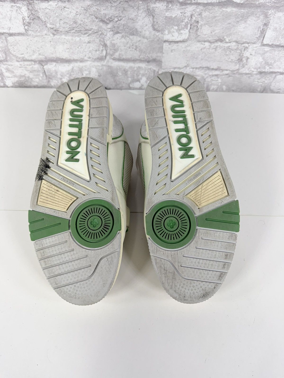 Louis Vuitton Louis Vuitton Trainers Size 9US Size US 9 / EU 42 - 4 Thumbnail